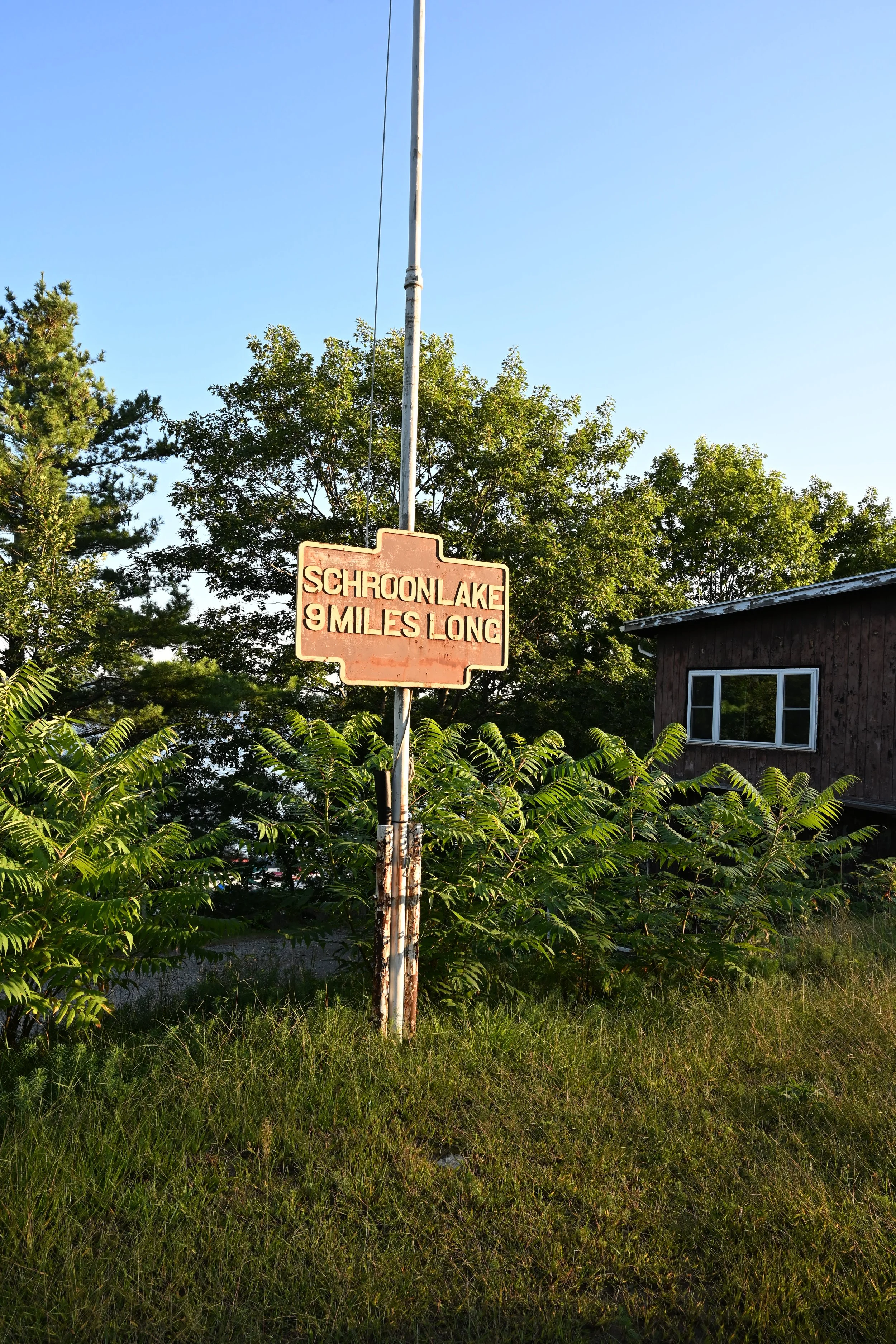 Vintage sign at the Narrows