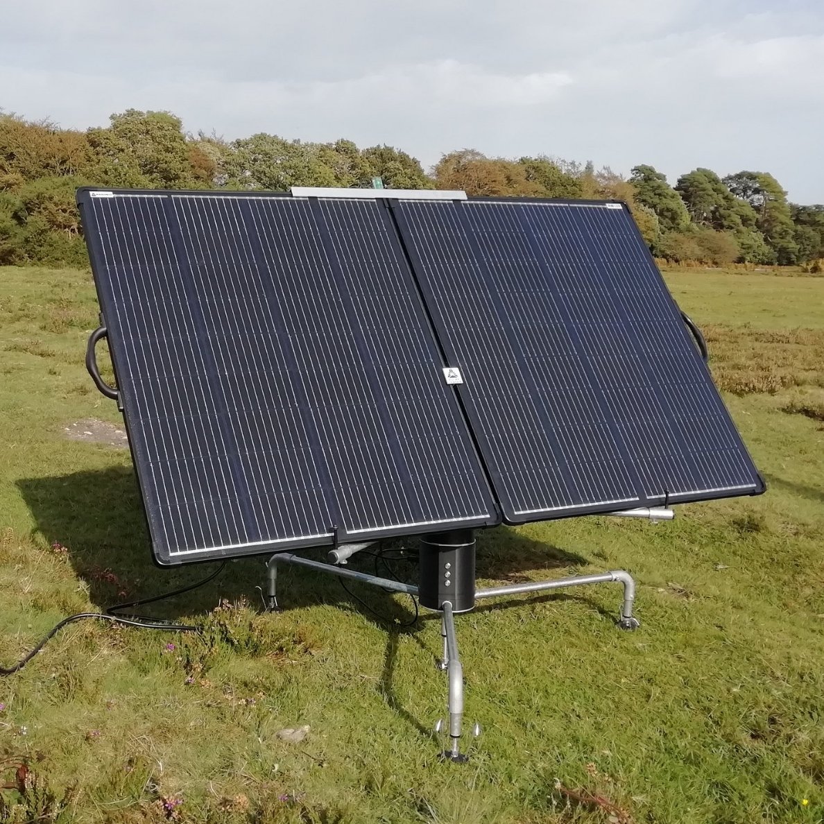Image of the Solar Lander, our sun tracking solar panel