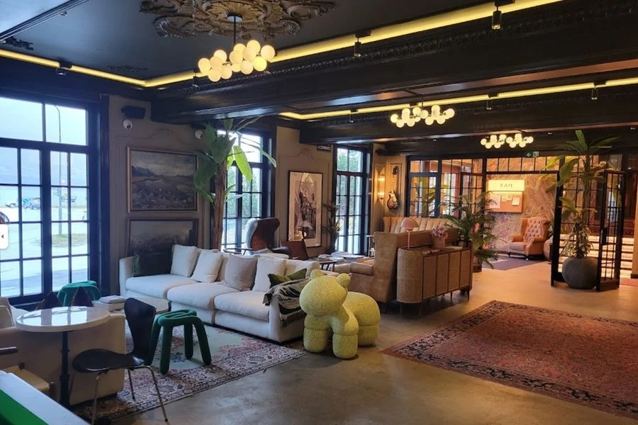 Hotel Akureyri sofas.jpg