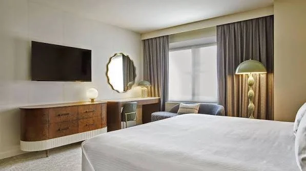 Shared Room - Hiatus for the holidays