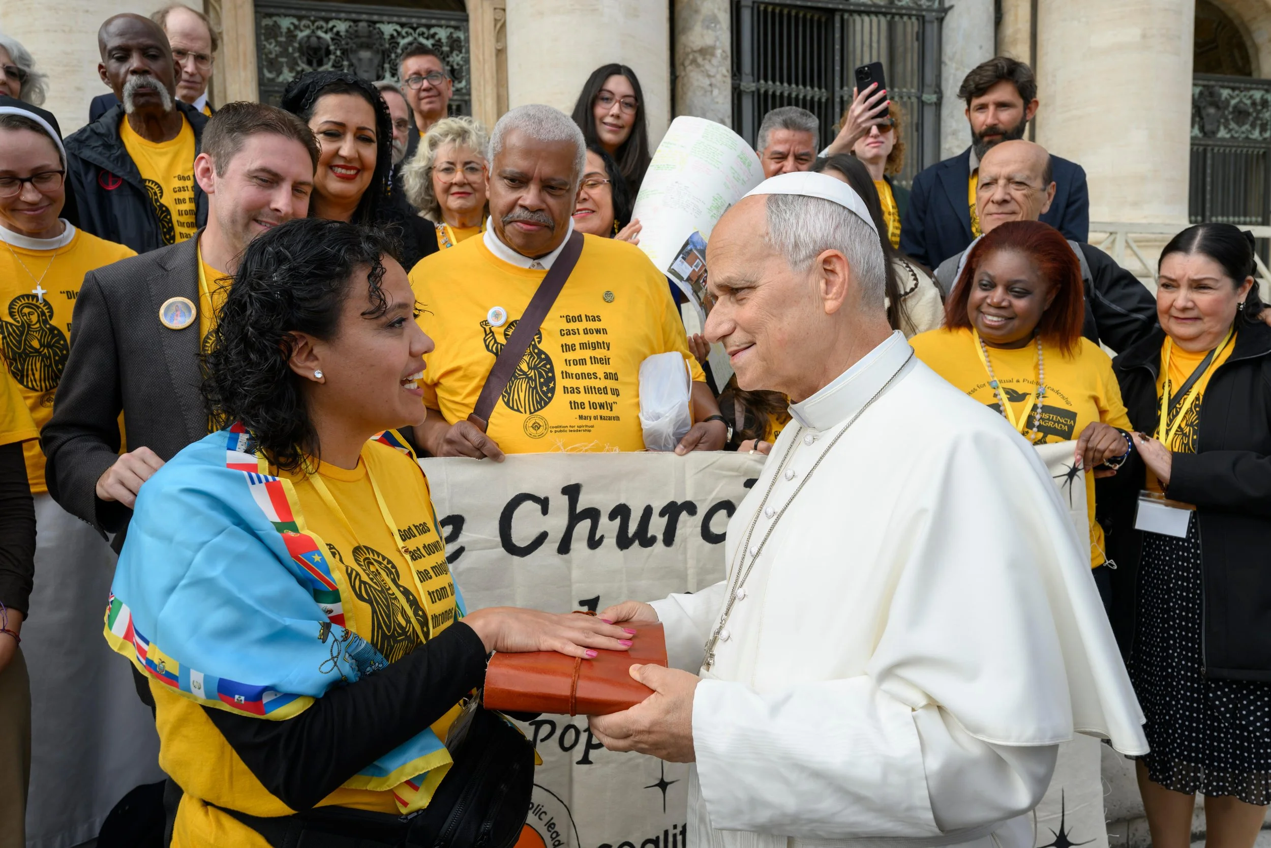 Abigail Ortiz Valles speaks with Pope Leo XIV at the Vatican
