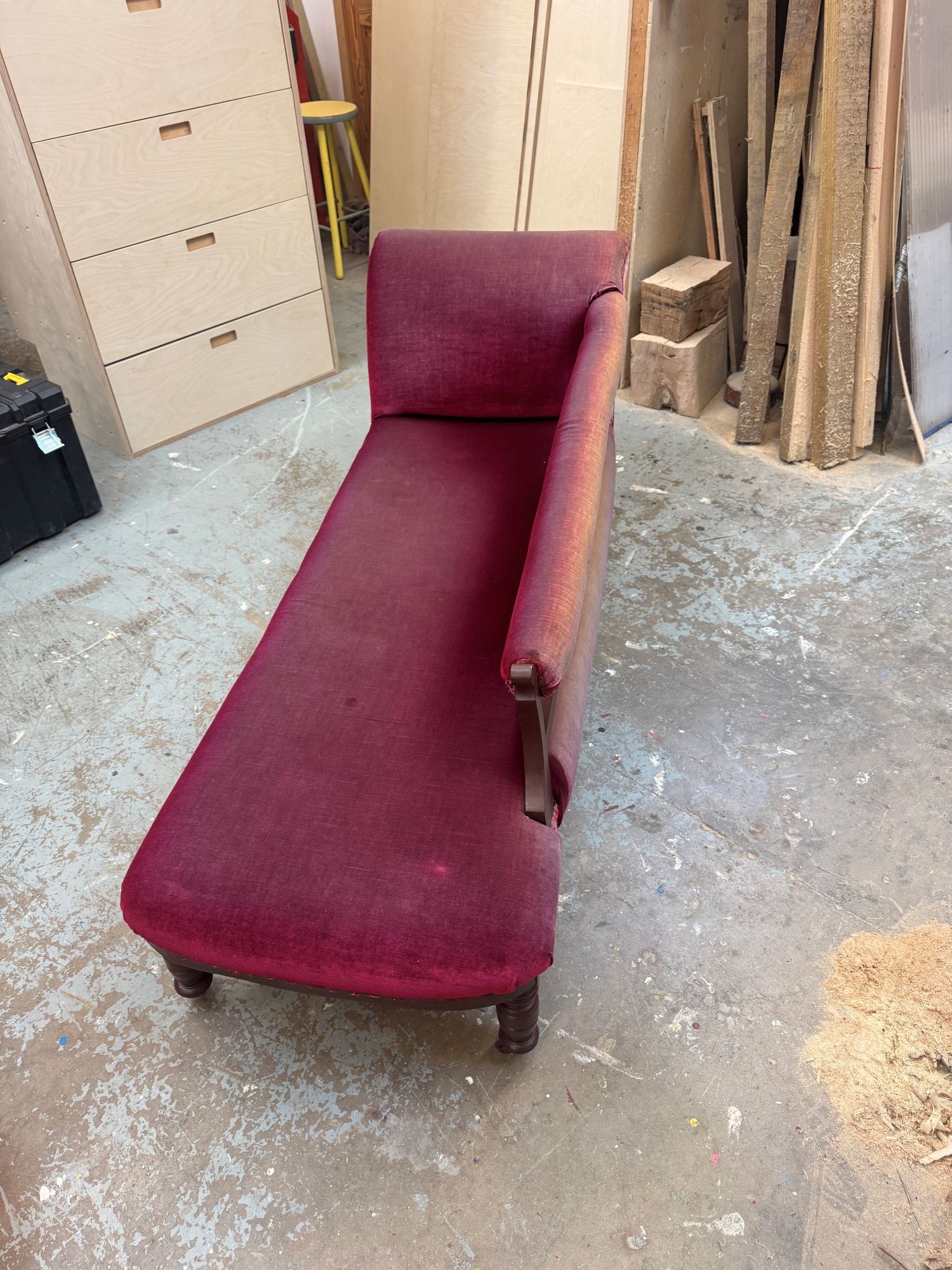 Original Chaise Longue 2.JPG