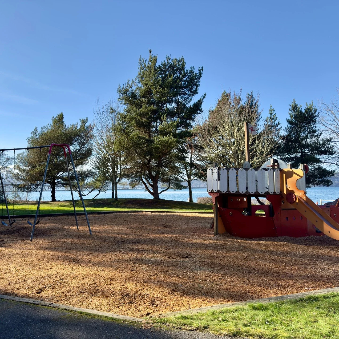 We're so excited to launch our new outdoor-focused child-led preschool with a touch of intentional learning right here in Poulsbo!
Enrollment for both Summer and Fall programs is officially open!
Visit us at www.tenderleavespreschool.com to sign up