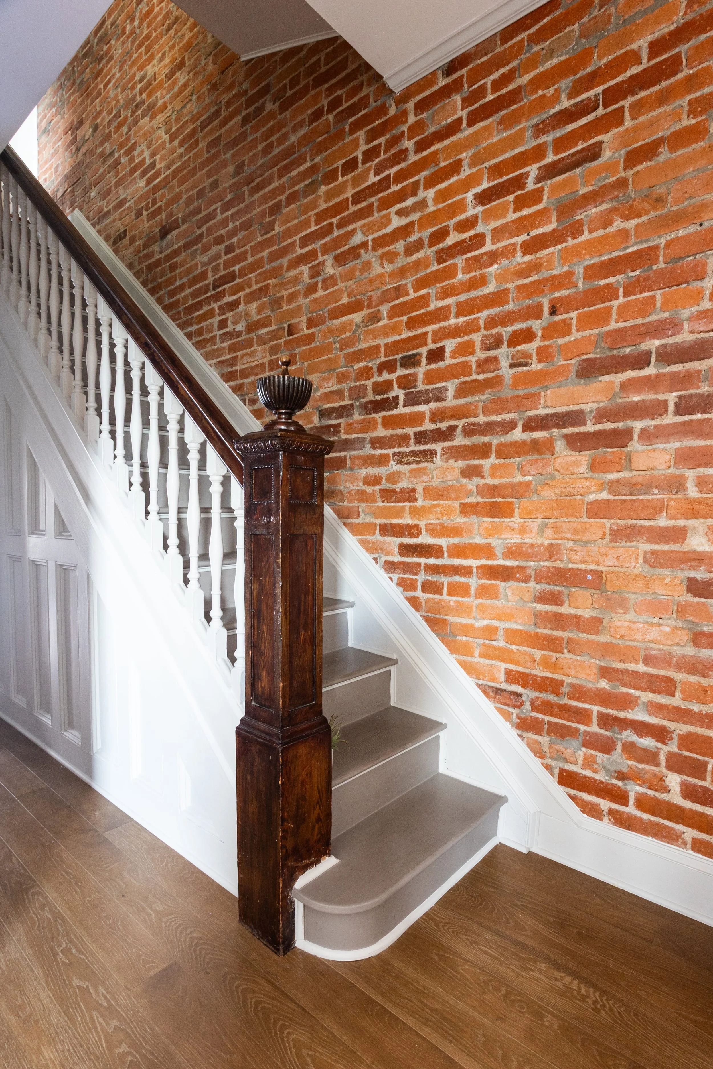 R Street Restoration Project by Heather Disabella Interior Design 10.jpg