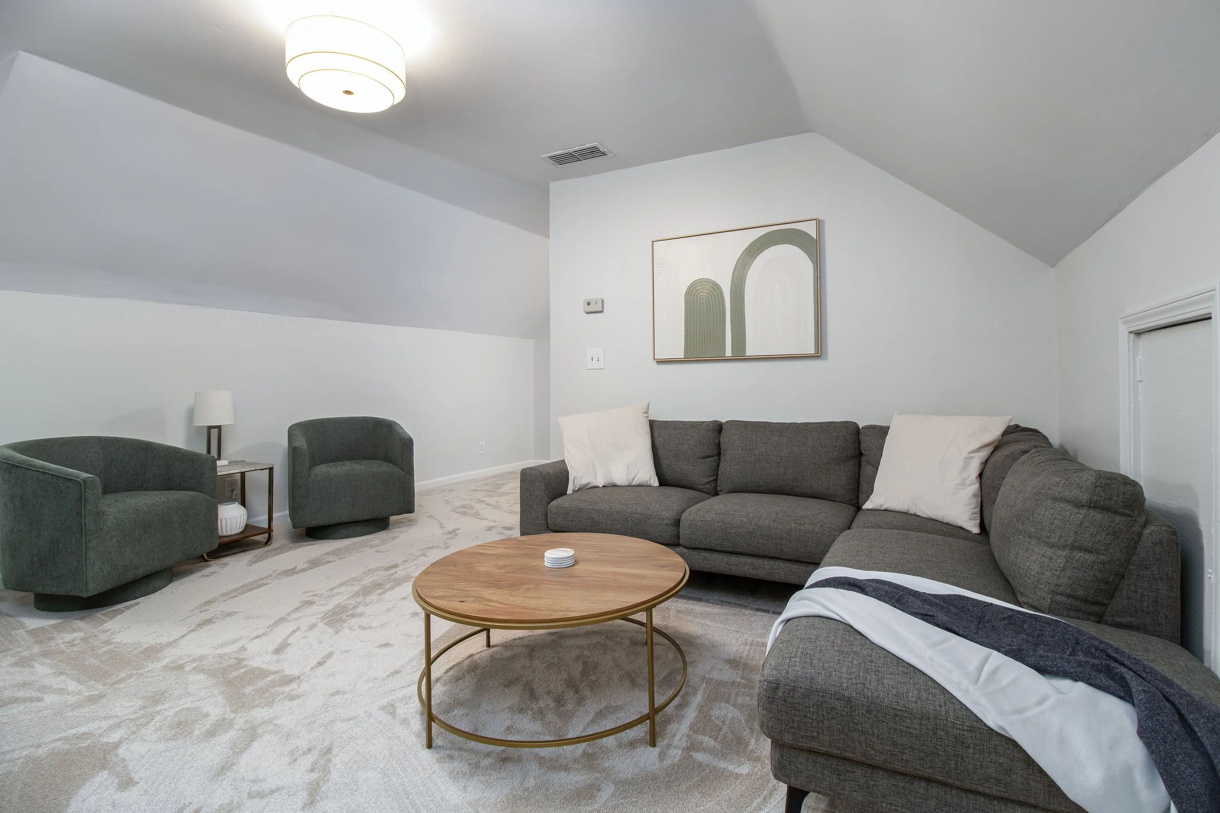 1329 Grand Ct 29 jpeg.jpg