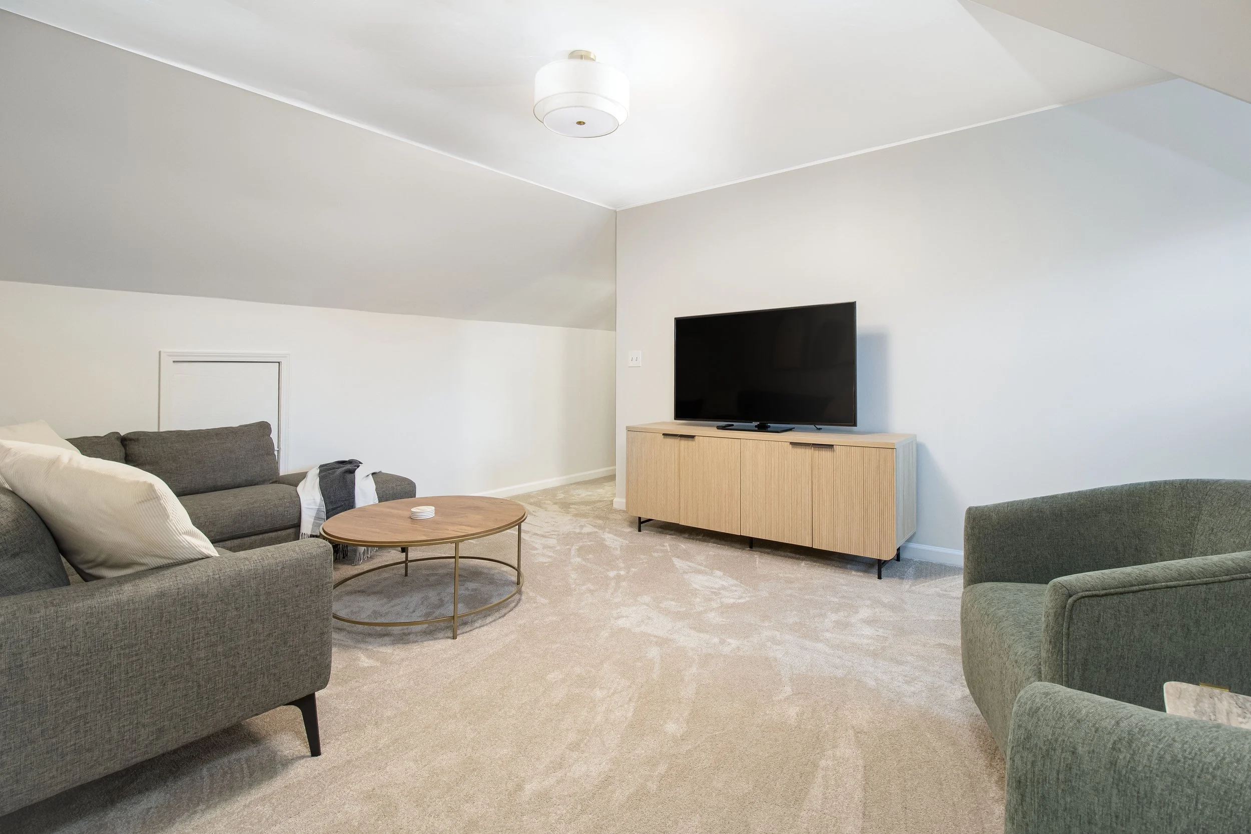 1329 Grand Ct 31 jpeg.jpg