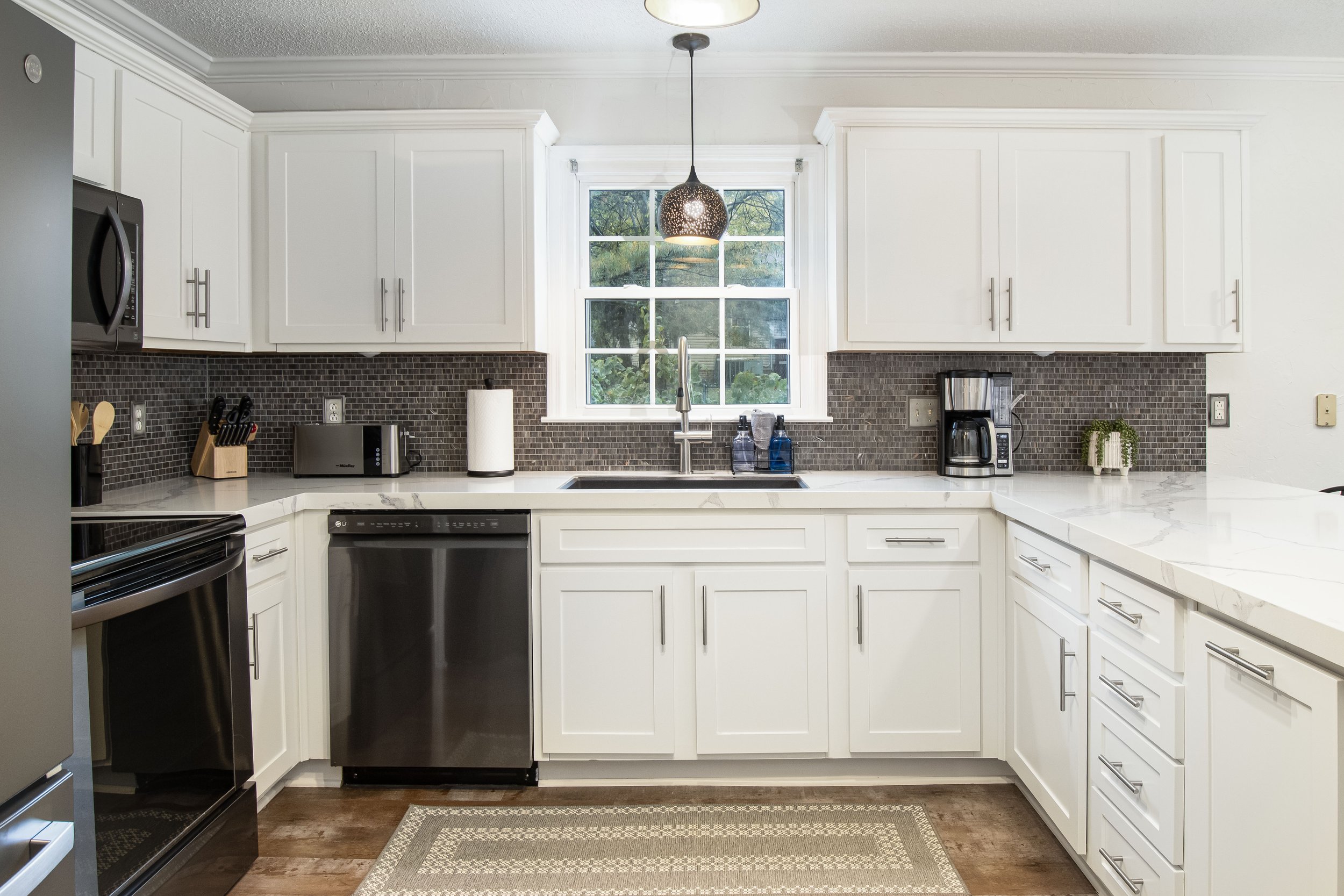 1329 Grand Ct 13 jpeg.jpg