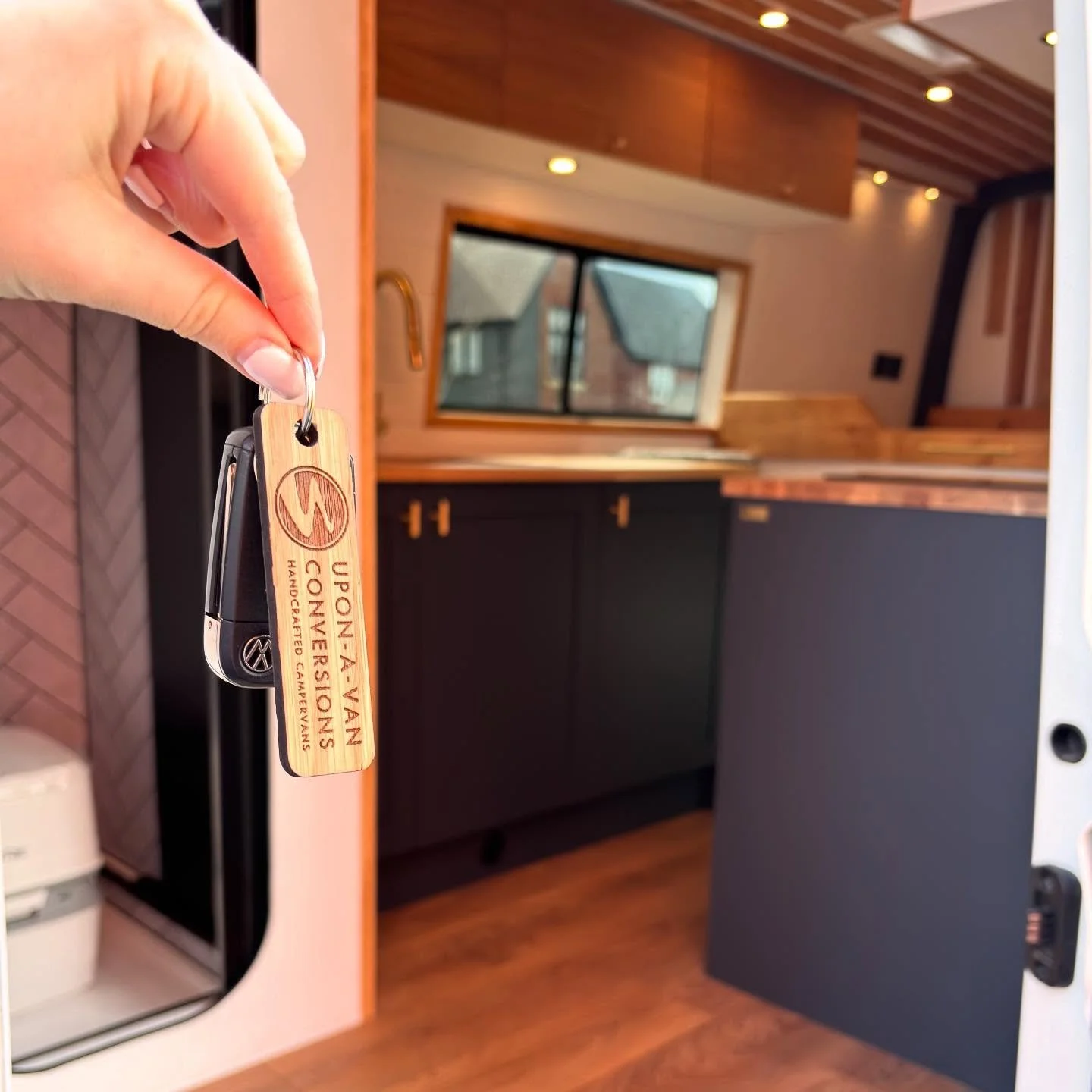 POV: you&rsquo;ve just been handed the keys to your dream campervan ✨ 

#campervan #vanlife #offgrid #crafter #vanconversions #VW #camper