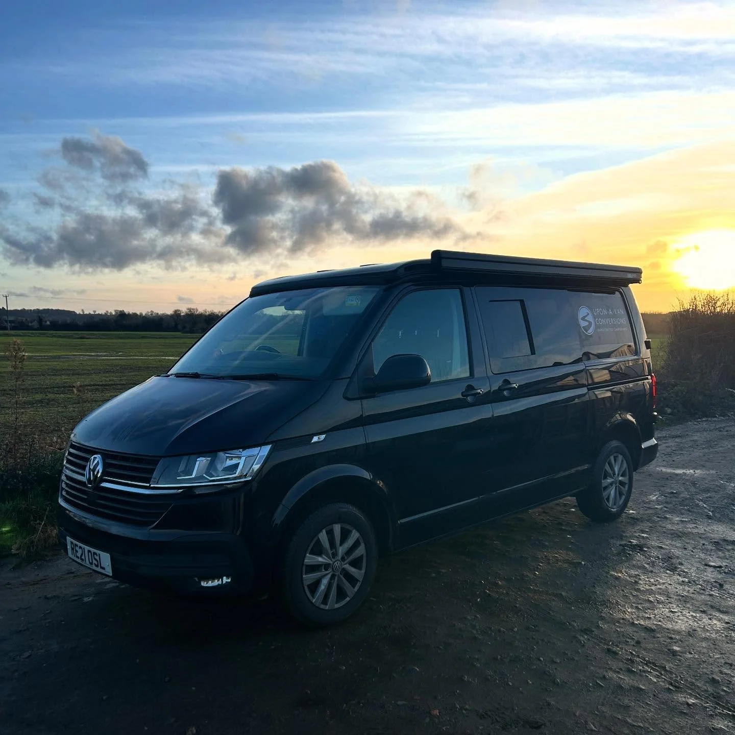 Exciting news! 🌟

We&rsquo;re working on a brand new layout for VW transporters - the Juliet. Juliet will be available in a few months to buy so keep your eyes peeled for updates 

#vwtransporter #vanconversion #camper #campervanconversion #camperco