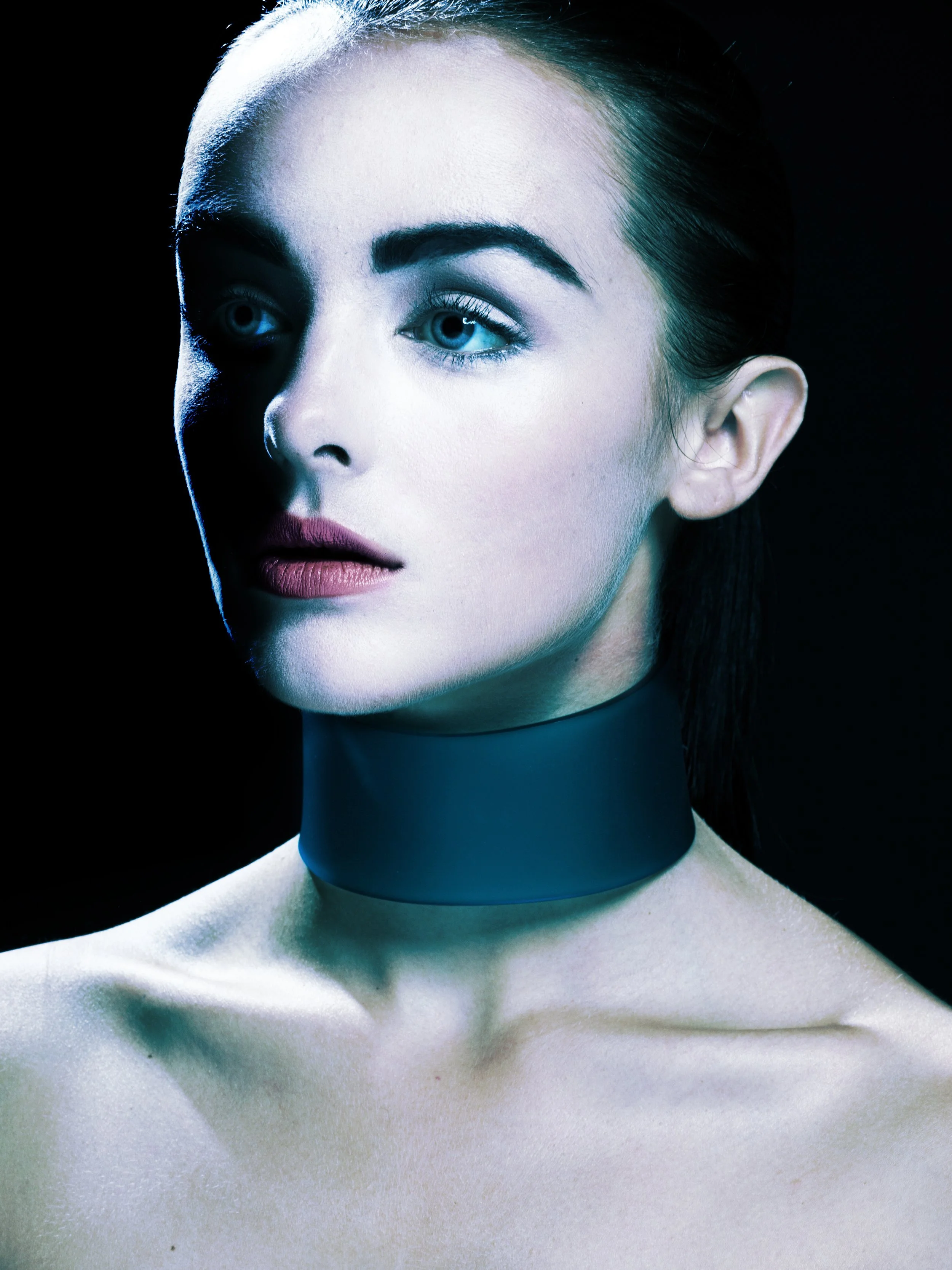 luxury fashion design bespoke leather acrylic accessory neckwear choker necklace