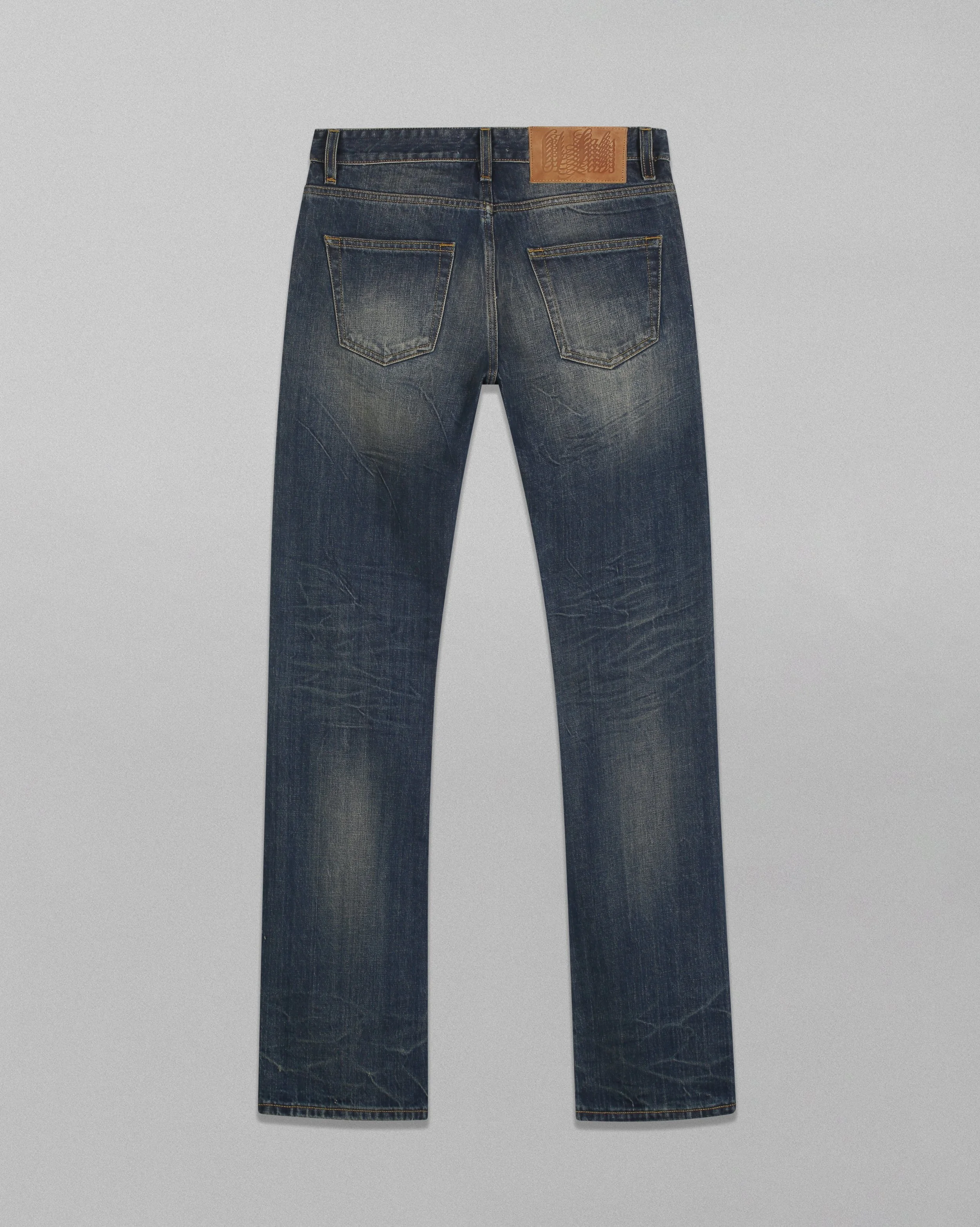 YANAKA DONNA Dietro CON OMBRA.jpg