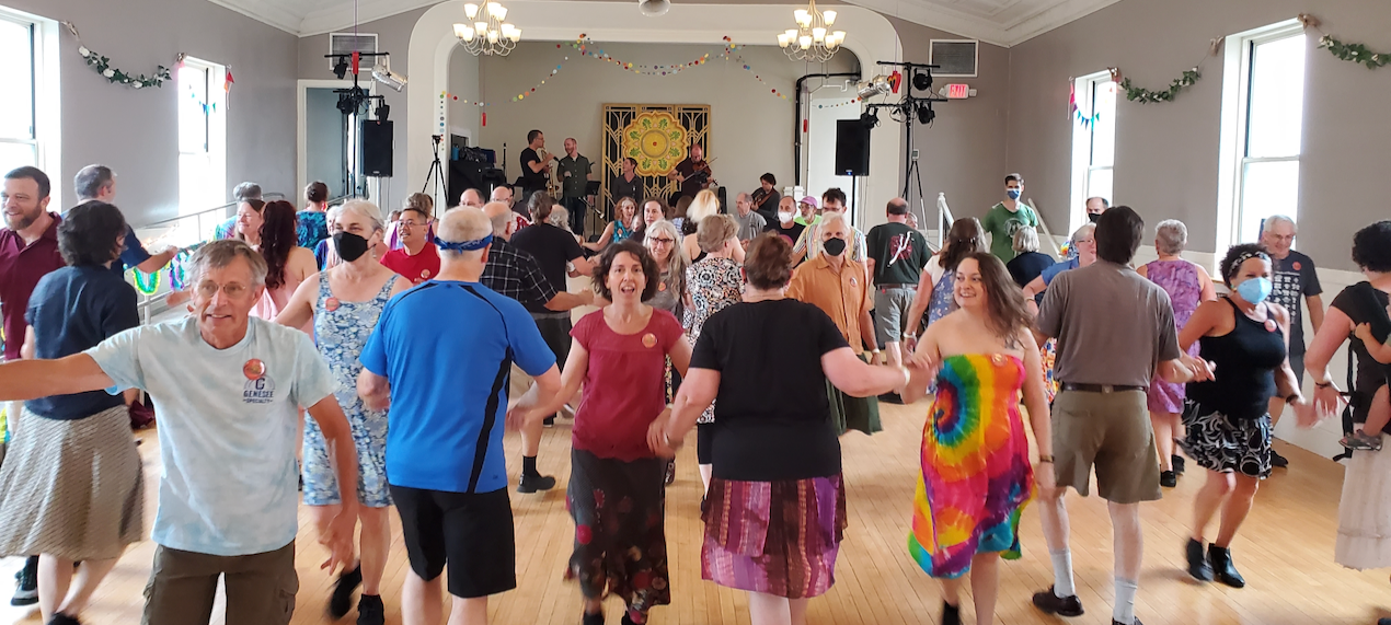 Rochester Contradance with Alex Fortier and Catherine Sloboda