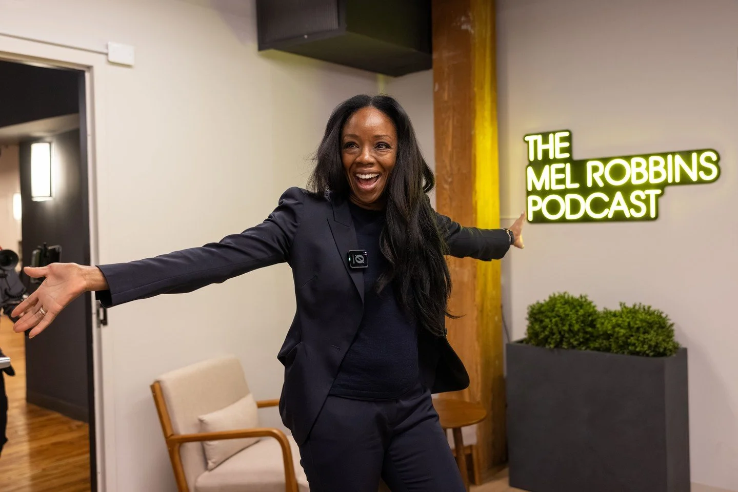 🎧 @TheMelRobbinsPodcast: EPISODE NOW LIVE!

So many of us feel the day-to-day impacts of Adverse Childhood Experiences (ACEs) and a dysregulated stress response - whether in our bodies, our relationships, or in the way we show up under pressure. Sit