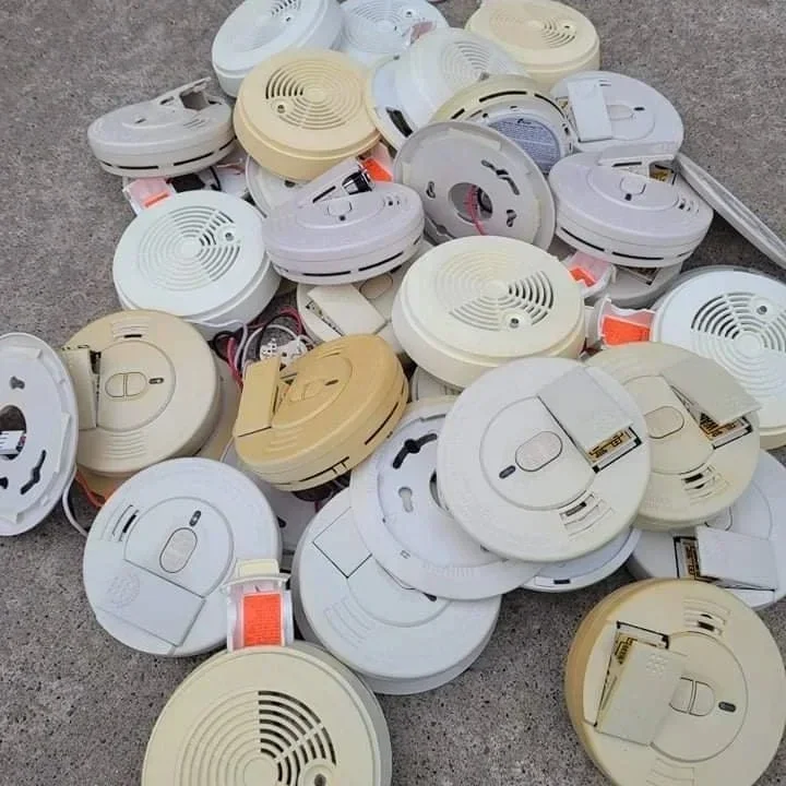 Home Getting Smoke alarms installed by Smoke Detector Pro