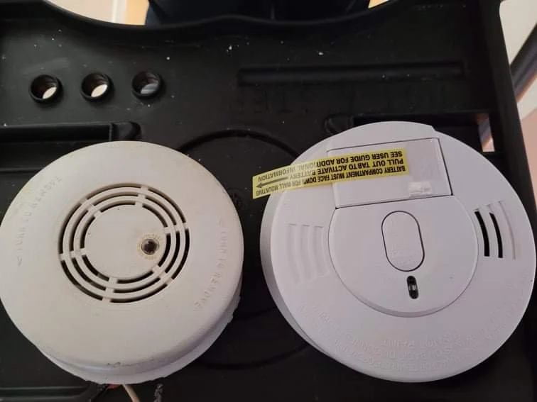 showing the difference in smoke alarms from old to new alarms