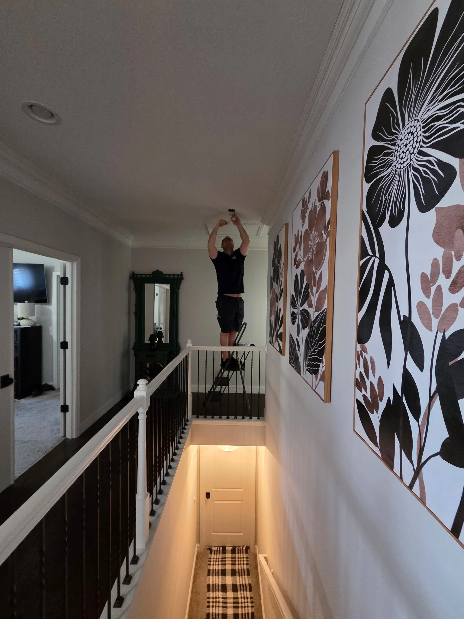Installing a New Smart smoke detector in a home