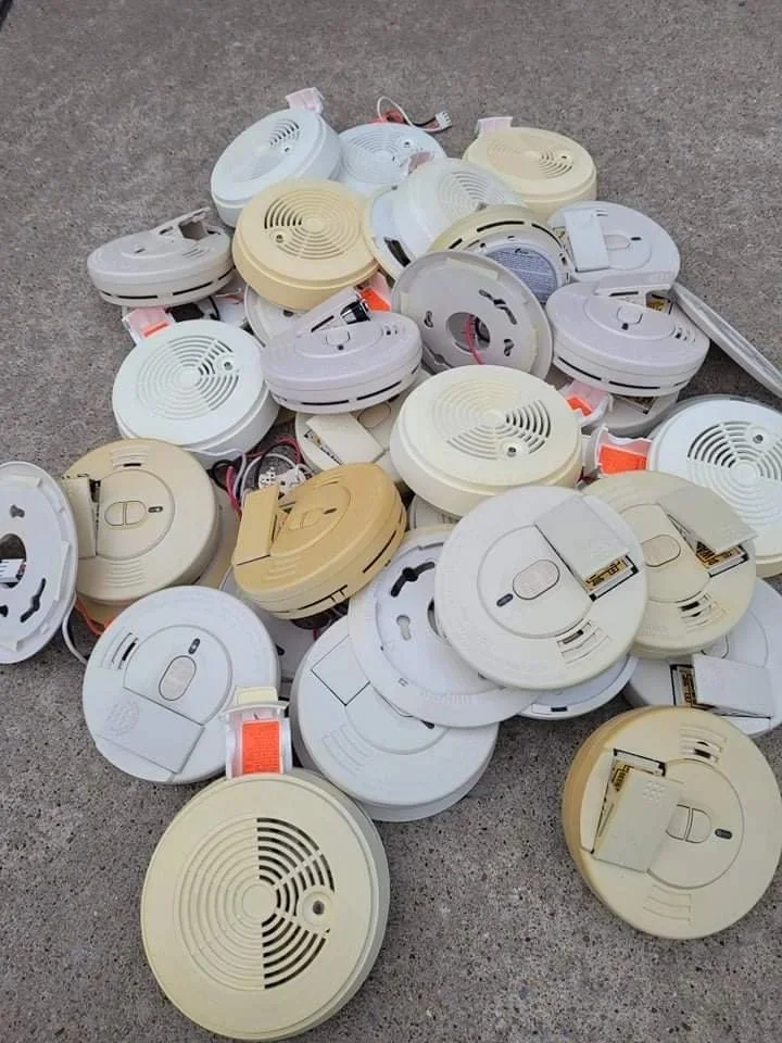 Smoke Alarm cleaning service