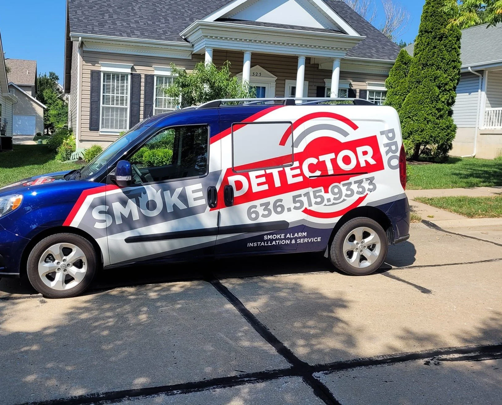 Smoke Detector Pro servicing a local home in Saint Charles MO