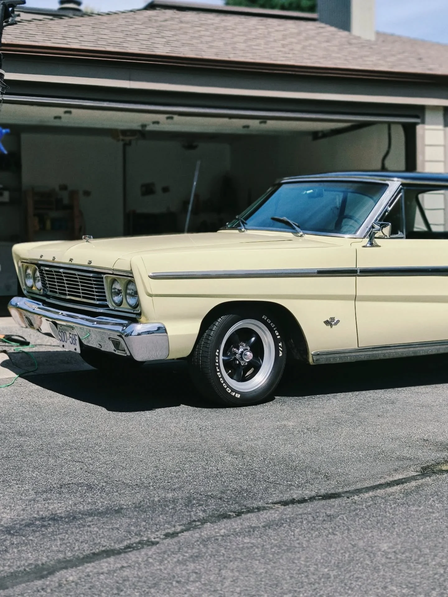 A beauty from 1965, shining like it just rolled off the lot ✨ Full detail completed on this Ford Fairlane 500. Nothing beats the glow of vintage beauty when it&rsquo;s treated with proper care from Ma Mobile Detailing.

Experience the difference. Sat