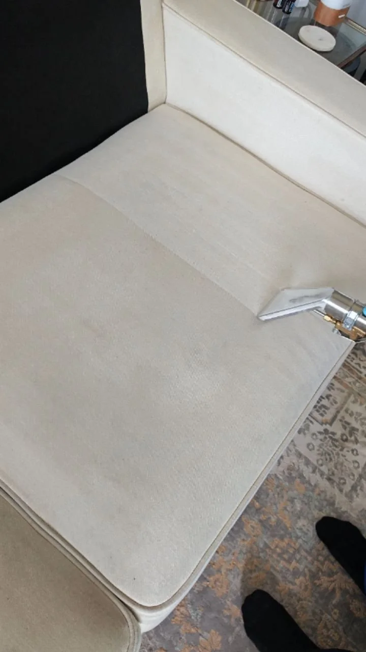 Refresh your home with our expert upholstery cleaning! Using advanced hot steam technology, we safely remove stains, dust, water marks, and odors without harming your furniture.

📞 Call/Text us at 778-836-6656
🌐Book online at MaCarpetCleaning.ca
Ex