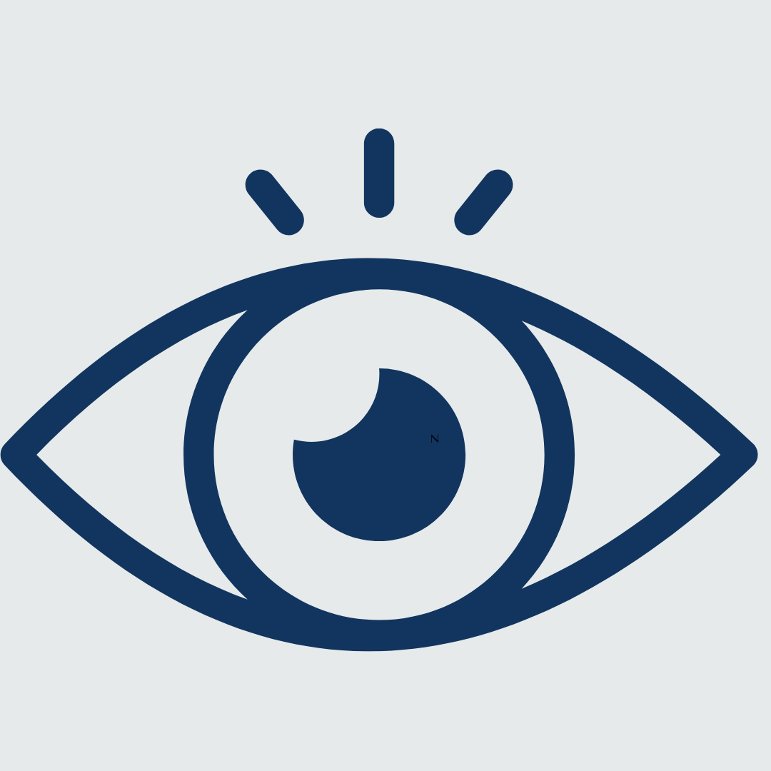 Eye icon reminding guests to remove contact lenses before a lash lift and tint appointment.