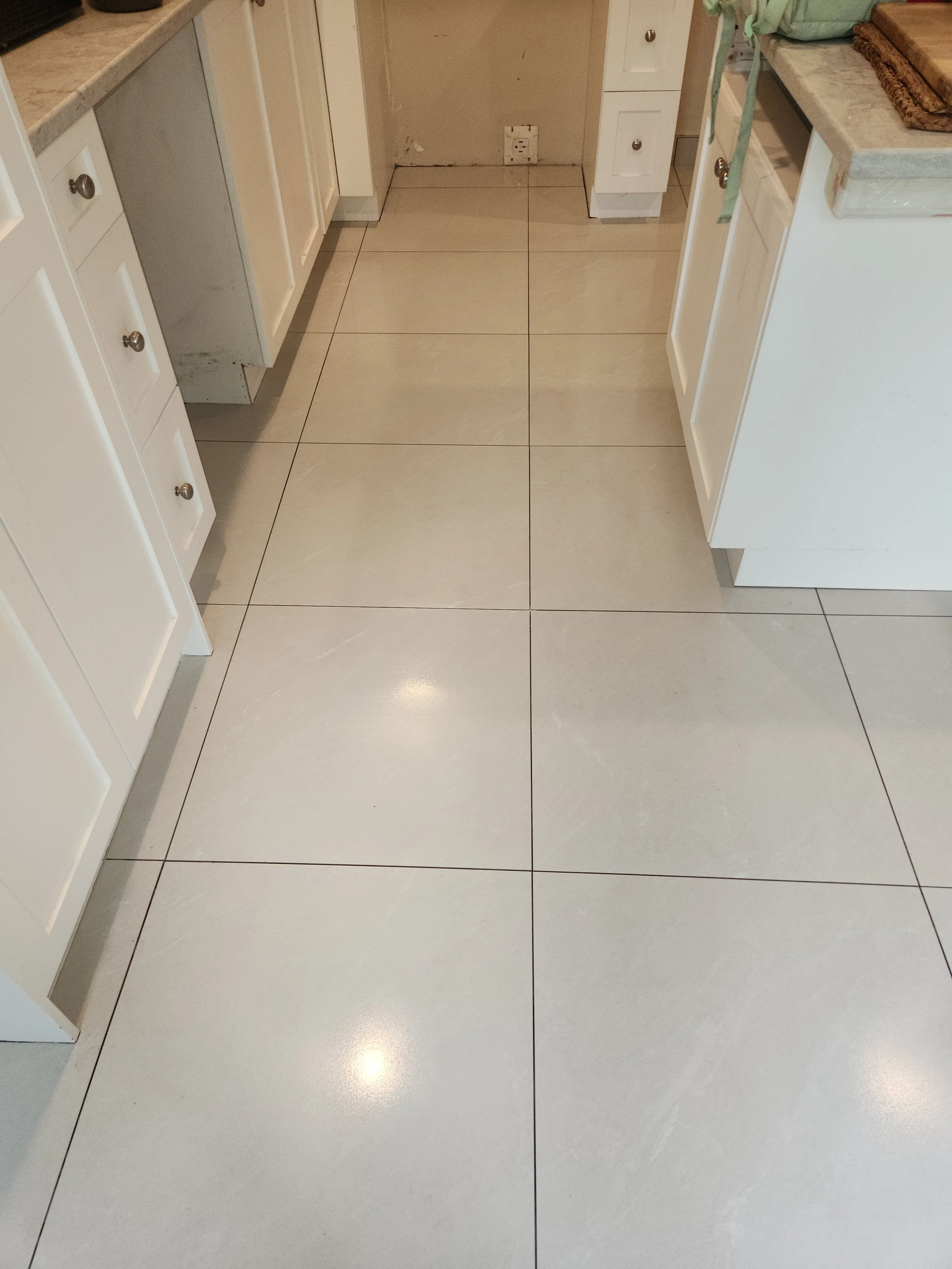 kitchen-floor-tile-white.jpg
