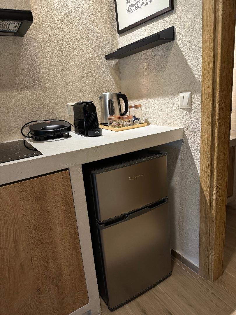 FRIDGECOFFEE.jpg