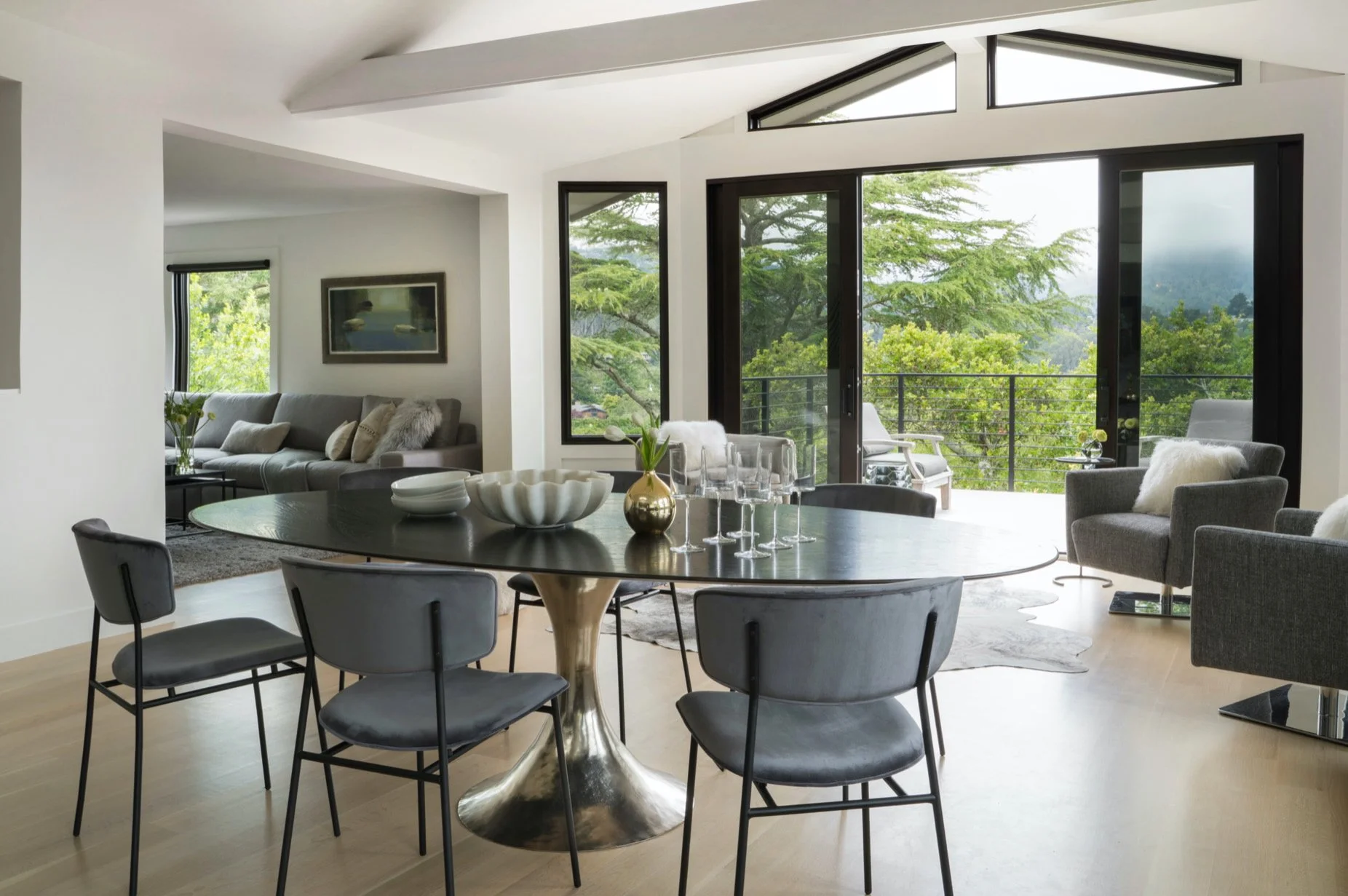 Indoor-Outdoor Dining Connection.jpg