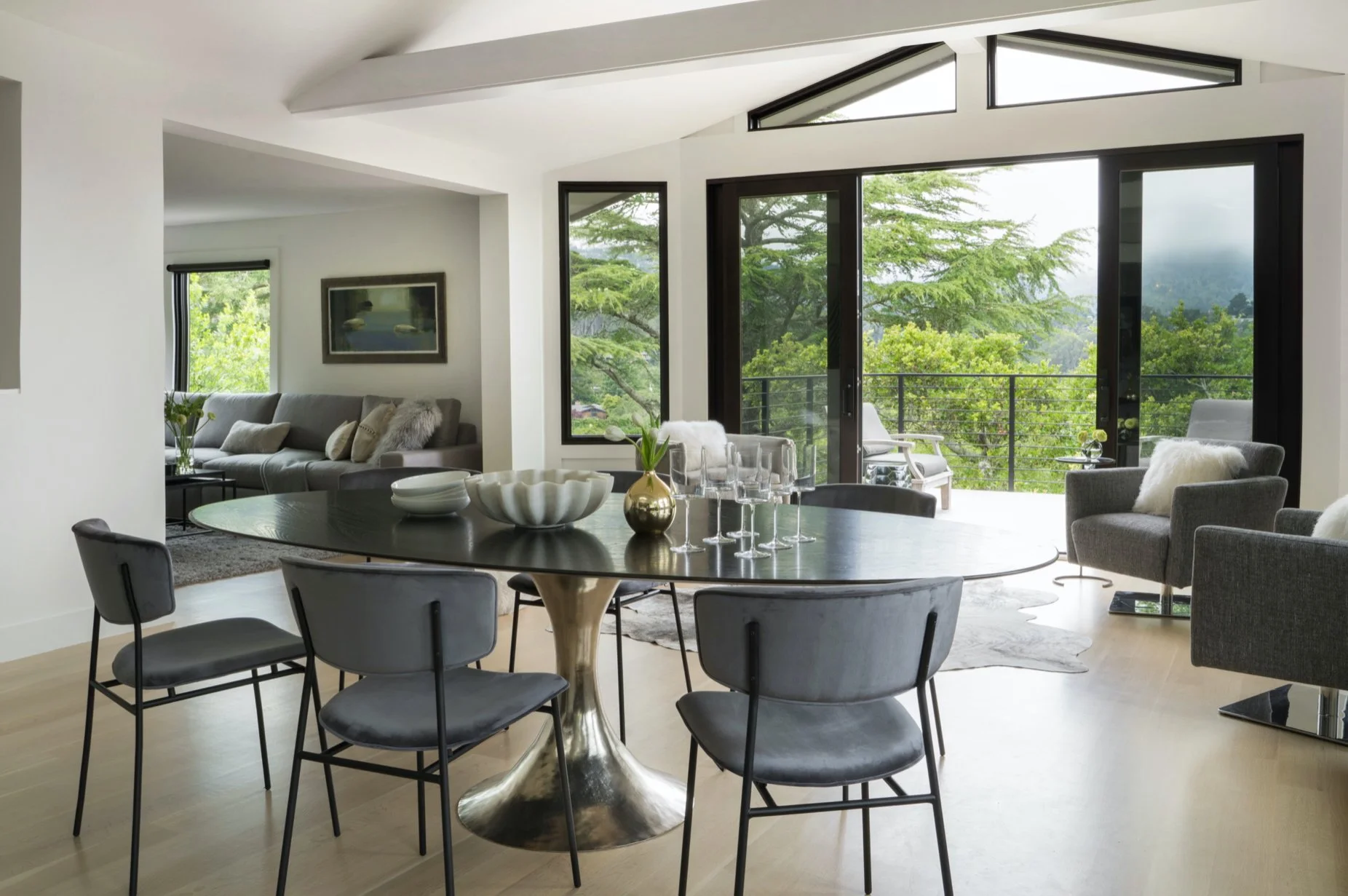 Indoor-Outdoor Dining Connection.jpg