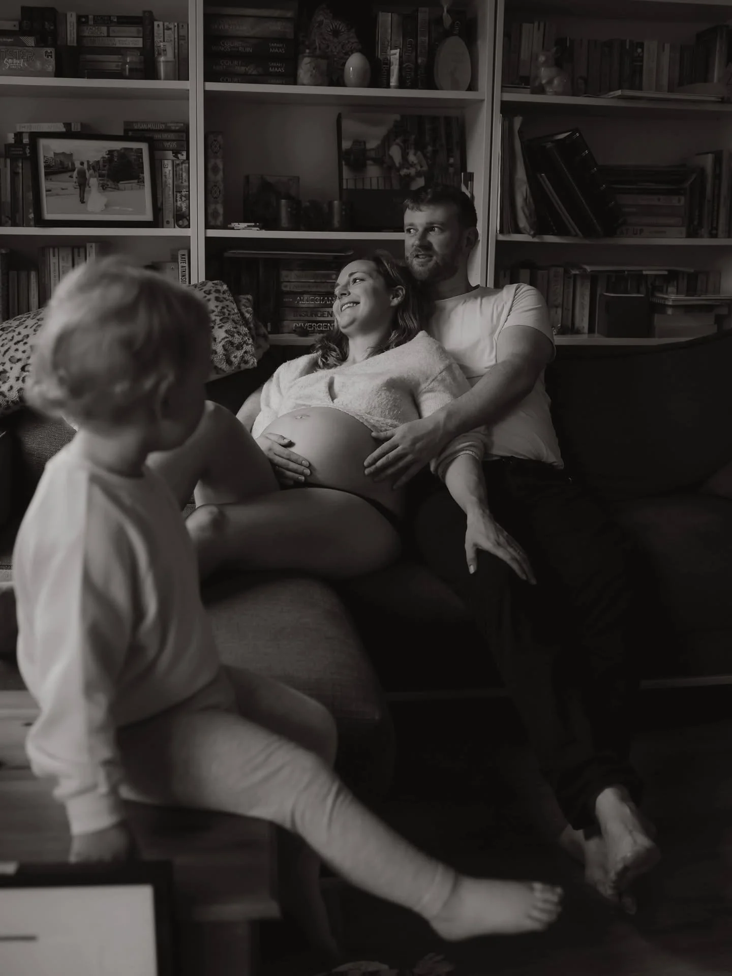 Warten auf das Zweite... 

Ich w&uuml;nsche Euch einen wundersch&ouml;nes Wochenende! Genie&szlig;t die Sonne und den Fr&uuml;hling. W&auml;rmt so sehr die Seele...

FAMILIENFOTOGRAFIN 
FOTOGRAFINHAMBURG 
MOTHERHOODPHOTOGRAPHY 
MOTHEROFTWO