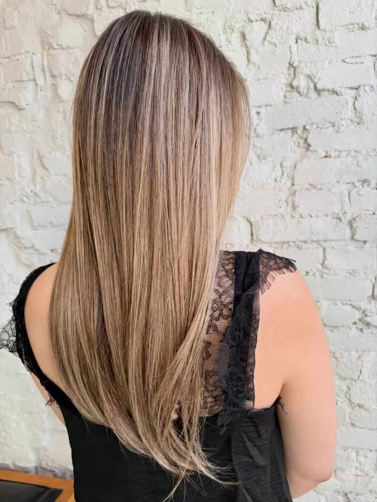 the perfect bronde! balayage + corrective color by Chris @christopher_thealchemist #blondehairspecialist #bronde #balayage #alchemy