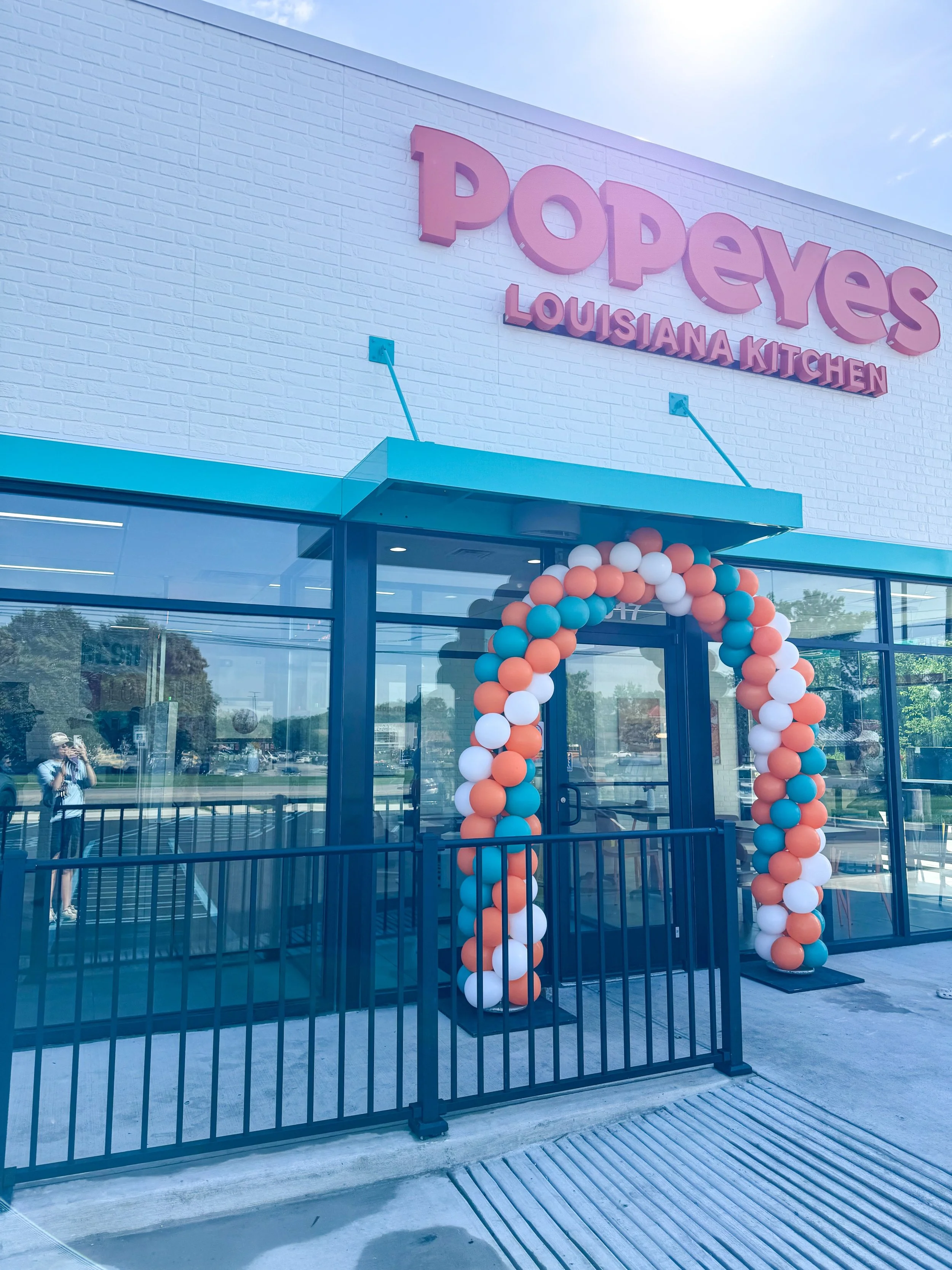 So honored for the opportunity to do a balloon arch for the new @popeyes on Taylorsville! Love that chicken from Popeyes!