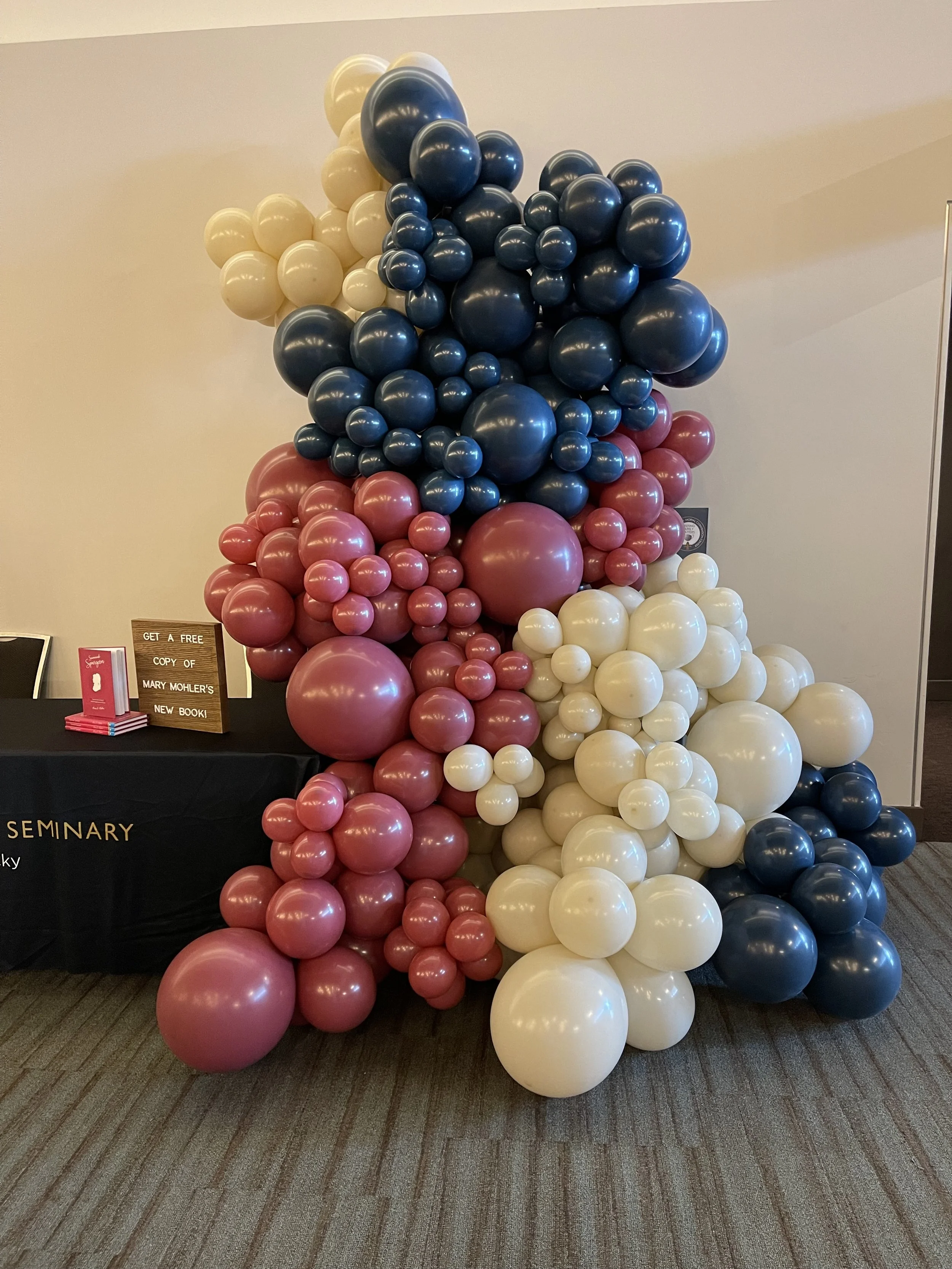 Corporate Event | Freestanding Balloon Garland - 20 Clusters | Louisville, KY