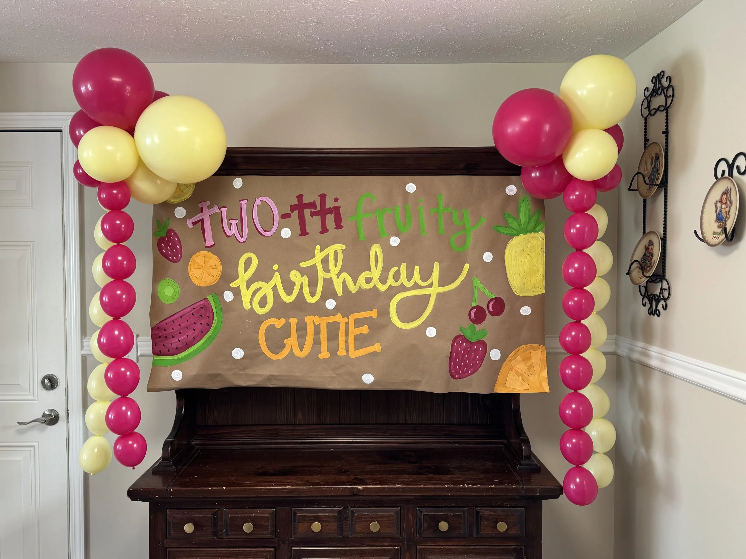 Two-ti Fruity Birthday Party | 2 Clusters with Balloon Beads & Custom Sign | Louisville, KY