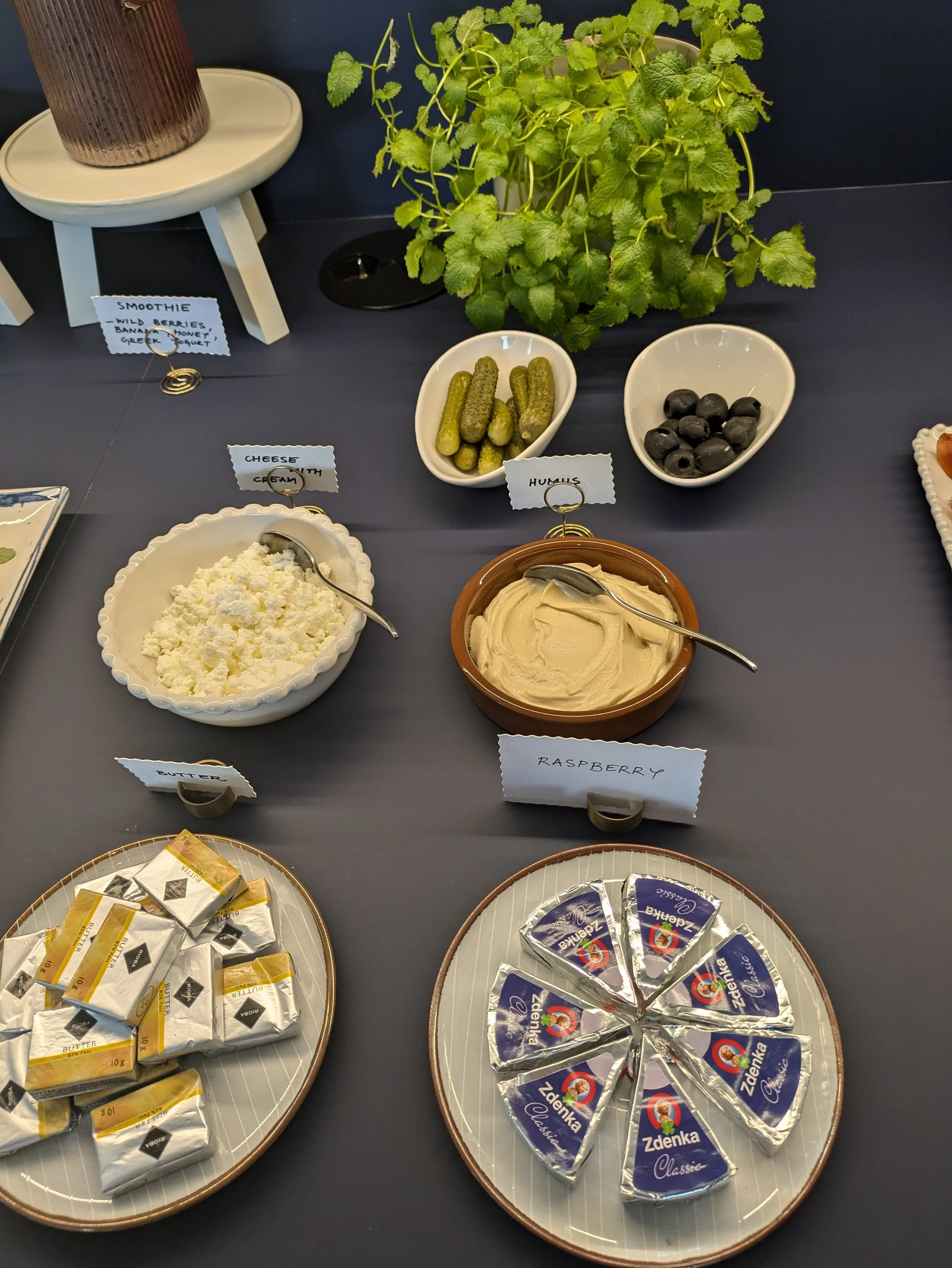 Hranjenje i pravljenje prostora za mogućnost odabira hrane