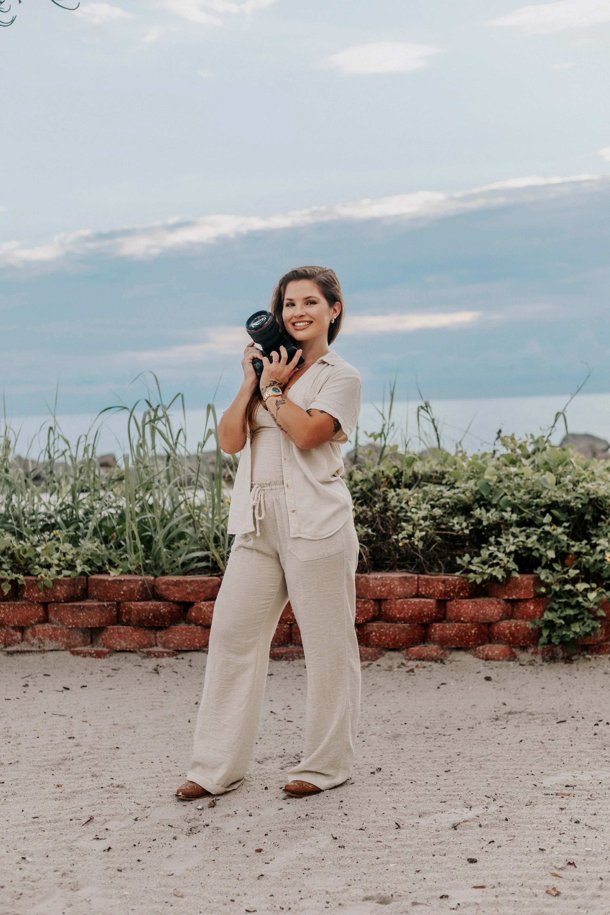 hi, I'm Noelle. This is a photo of me.