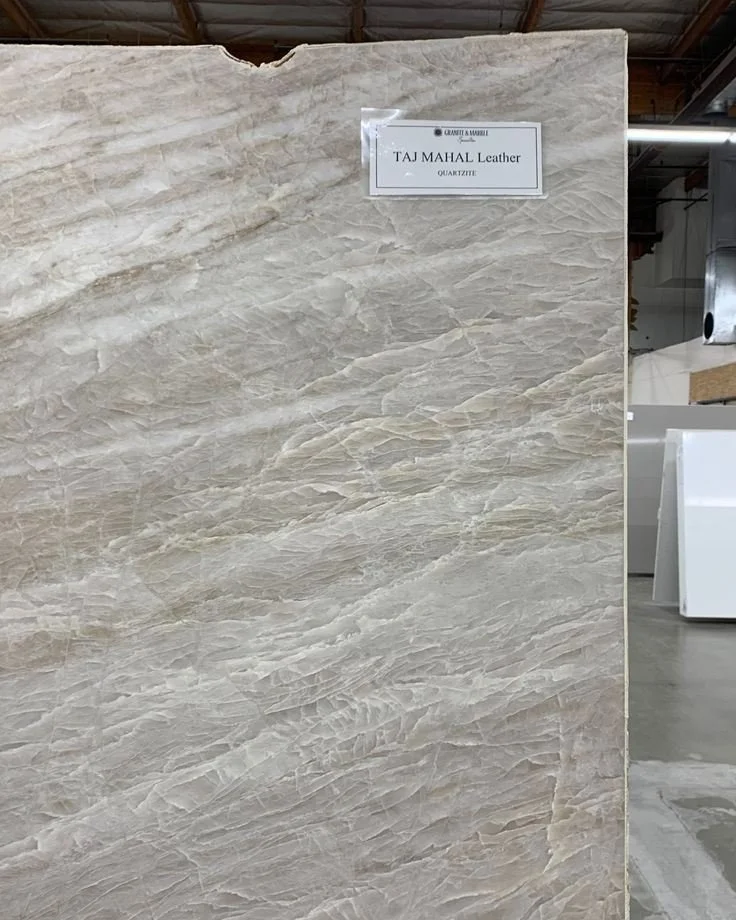 Trending Tuesday ✨ 2026 is officially the year of natural stone countertops! White, minimal-movement slabs are on their way out, and warm, organic patterned stones are taking over.

If you love the look but worry about stains or upkeep &mdash; don&rs
