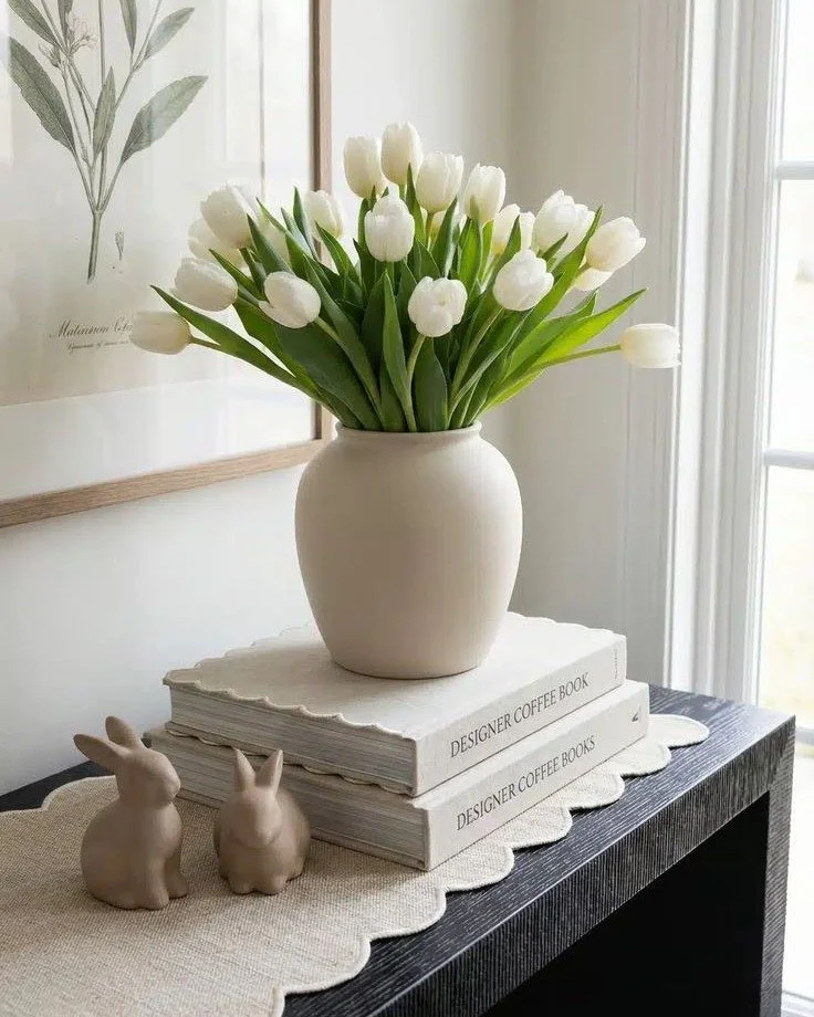 In honor of Easter weekend - Soft pastels, fresh flowers and all the nostalgic touches that make your home feel like it&rsquo;s straight out of a childhood memory. 🌷✨