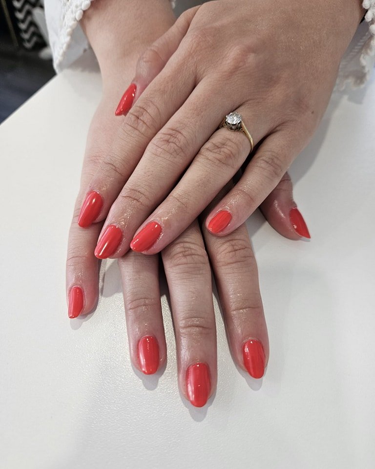 Appointments are available for tomorrow! π‍βοΈπ
π
Holly - 3:00
Kimberley - 2:45, 4:00 and 5:00
Rhea - 10:00 and 2:00
Give us a message! Nails by Emma.
#elemispartner #elemis #barnstaple #barnstaplebusiness #sportsmassagetherapist #barnstaple