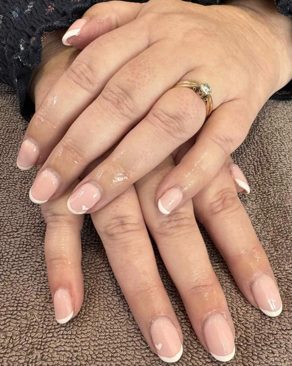 Appointments available for Wednesday! 💅💆&zwj;♀️

Keira - 11:30, 1:00 and 2:00
Kimberley- 10:00, 11:00 and 5:00
Emma - 10:00, 4:00 and 5:00
Rhea - 1:45 and 3:30

Give us a message! Nails by Rhea.

 #biab #pedicure #elemispartner #elemis #barnstaple 
