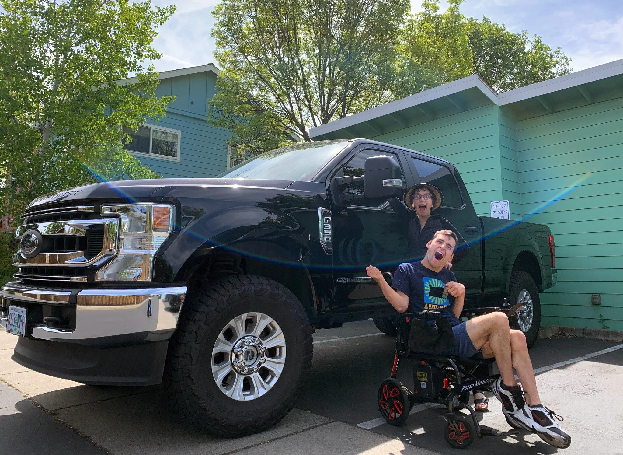 Some projects mean more 🖤

We spent time with @luke_hogan_laurenson and his mom @jane_marie_hogan  today, and they loved our Outlier truck!

A 2023 Ashland High School Valedictorian, Luke has defied expectations after a diagnosis of dystonic quadrip