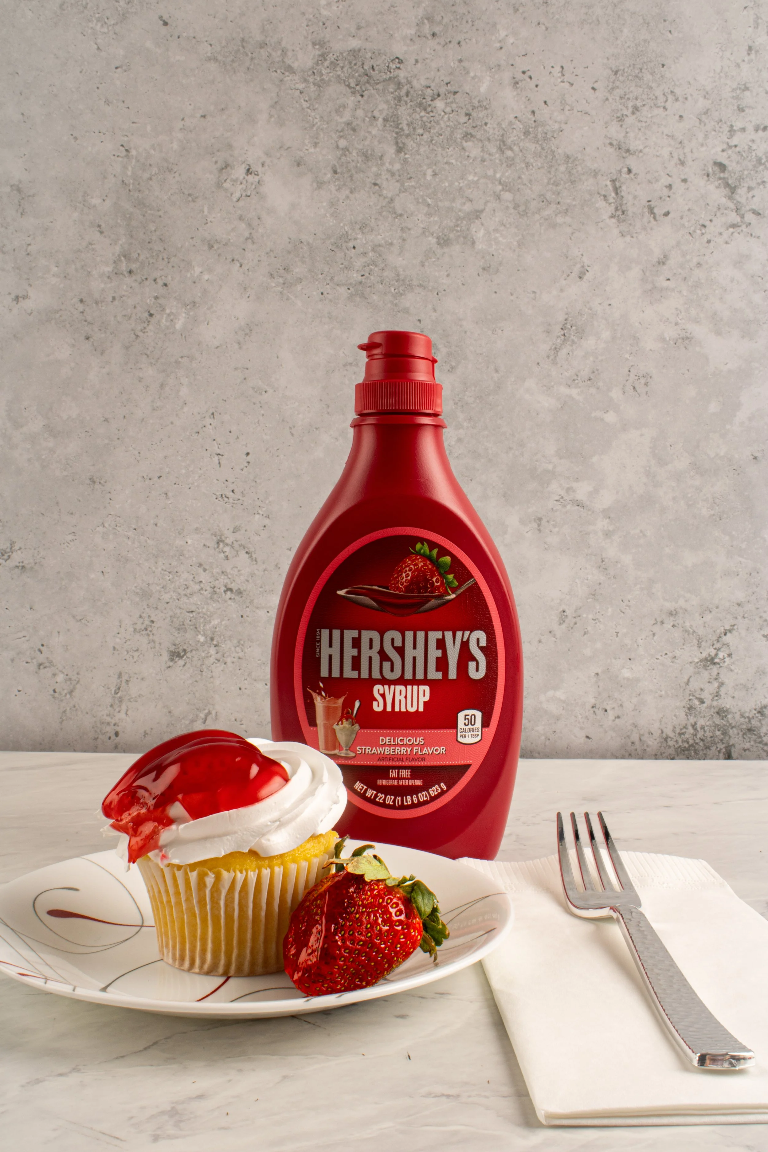 Hershey Cupcake and Fork_TristonFolmar.jpg