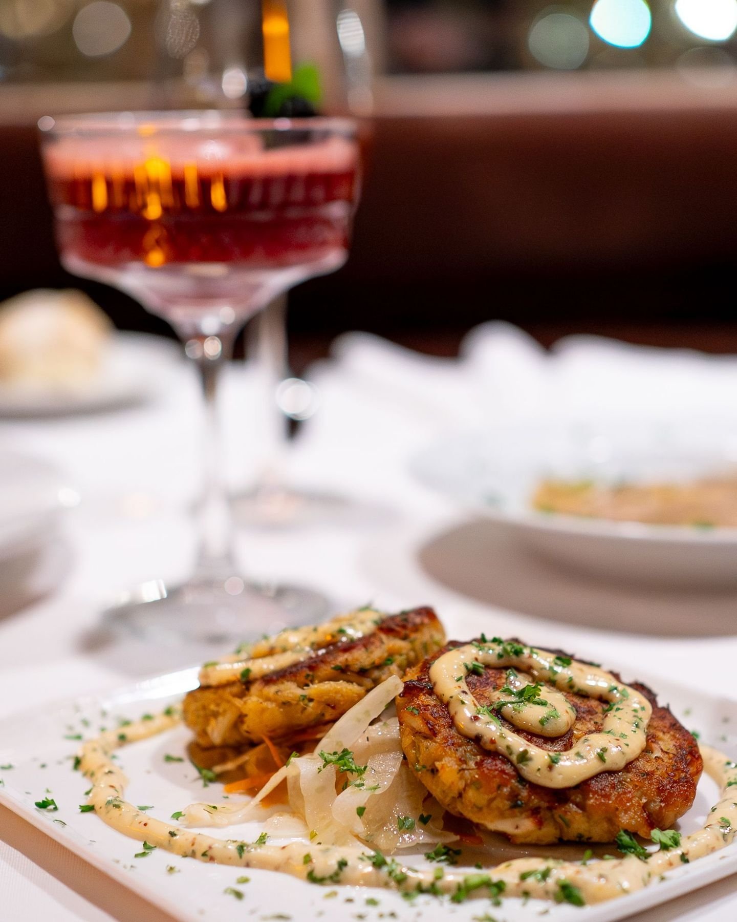 Feeling crabby? Good. That means it&rsquo;s time for crab cakes at Wally's Desert Turtle 🦀✨ Golden, crisp, and just the right amount of indulgent, this is your sign to order another round.

Come and see us tonight! 

#wallys #visitranchomirage #dine