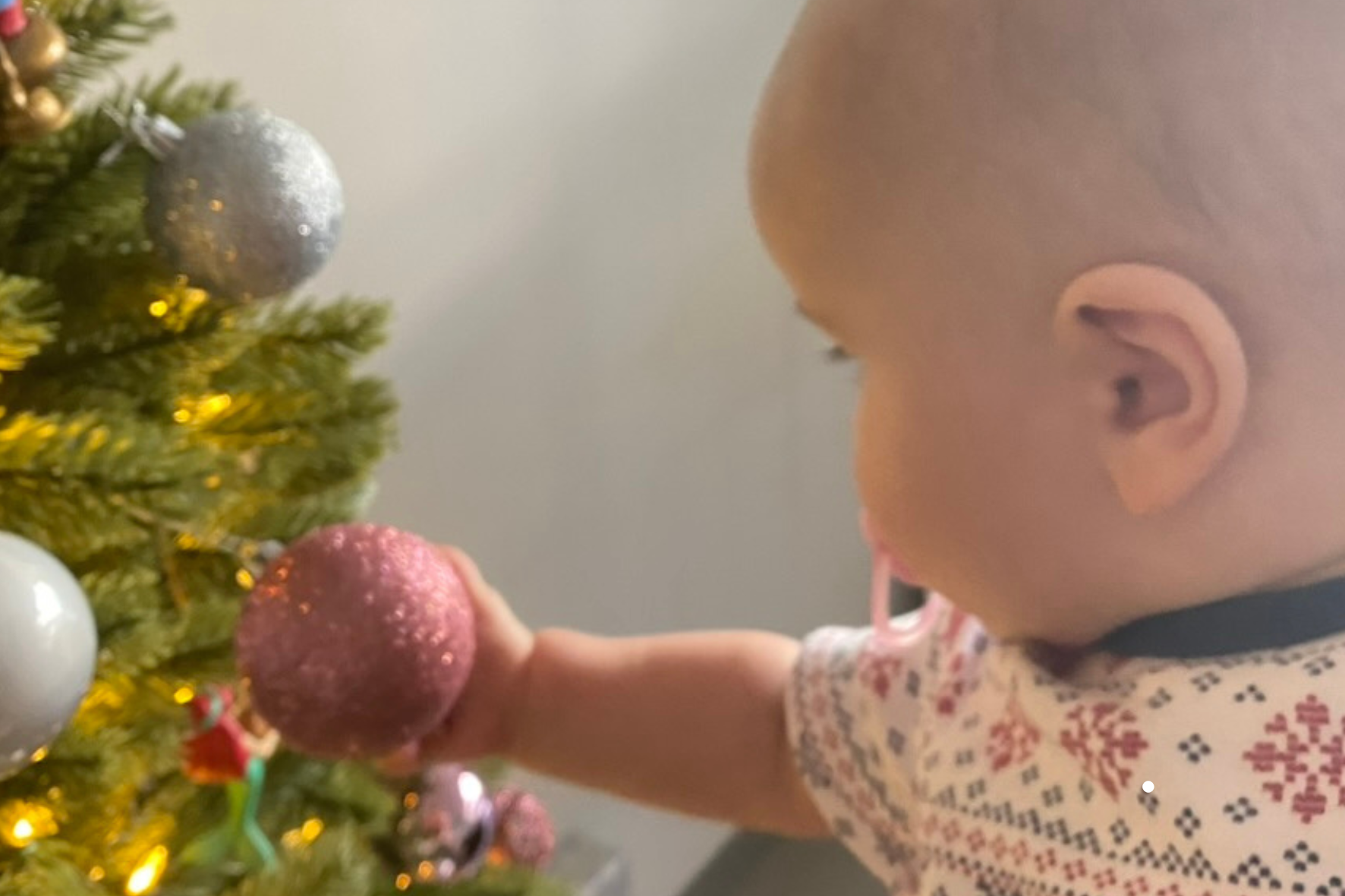 The solo mum guide to Christmas Day (no matter what stage you’re in)