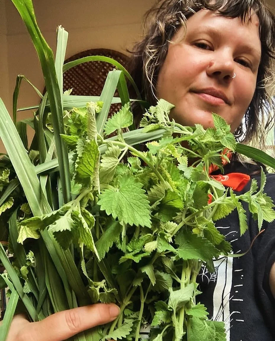 let&rsquo;s try this again - currently on the last push to bring in FIVE new Magic Mail subscribers! 

the funds raised from this service help me meet a significant part of my baseline income needs as an underemployed, disabled + self employed parent