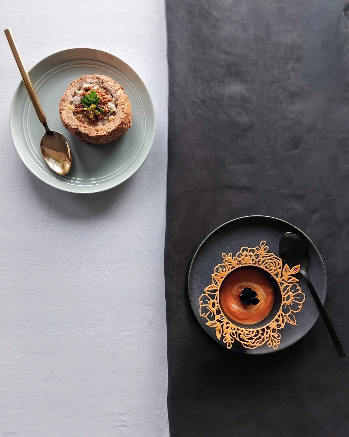 What Catering in Auckland looks like: Two soup bowls, two moods, both designed for the way Auckland celebrates.
🥨  A cozy, soul-hugging Vegan Cheese &amp; Leek Soup in a Gluten-Friendly Pretzel Bun, perfect for intimate gatherings at home. Made with