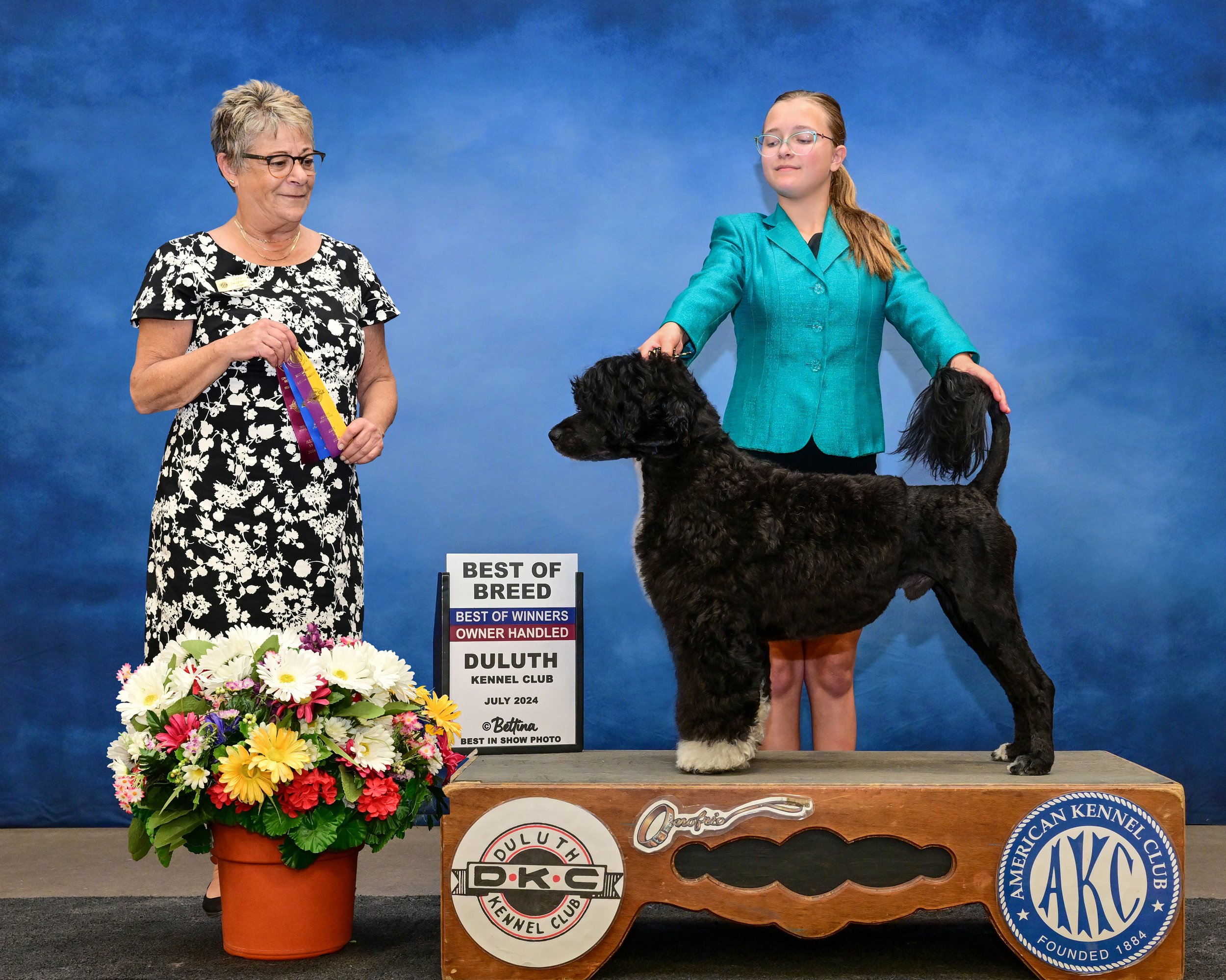 BIS_9244a©071324-PWD_BOB-BOW.JPG