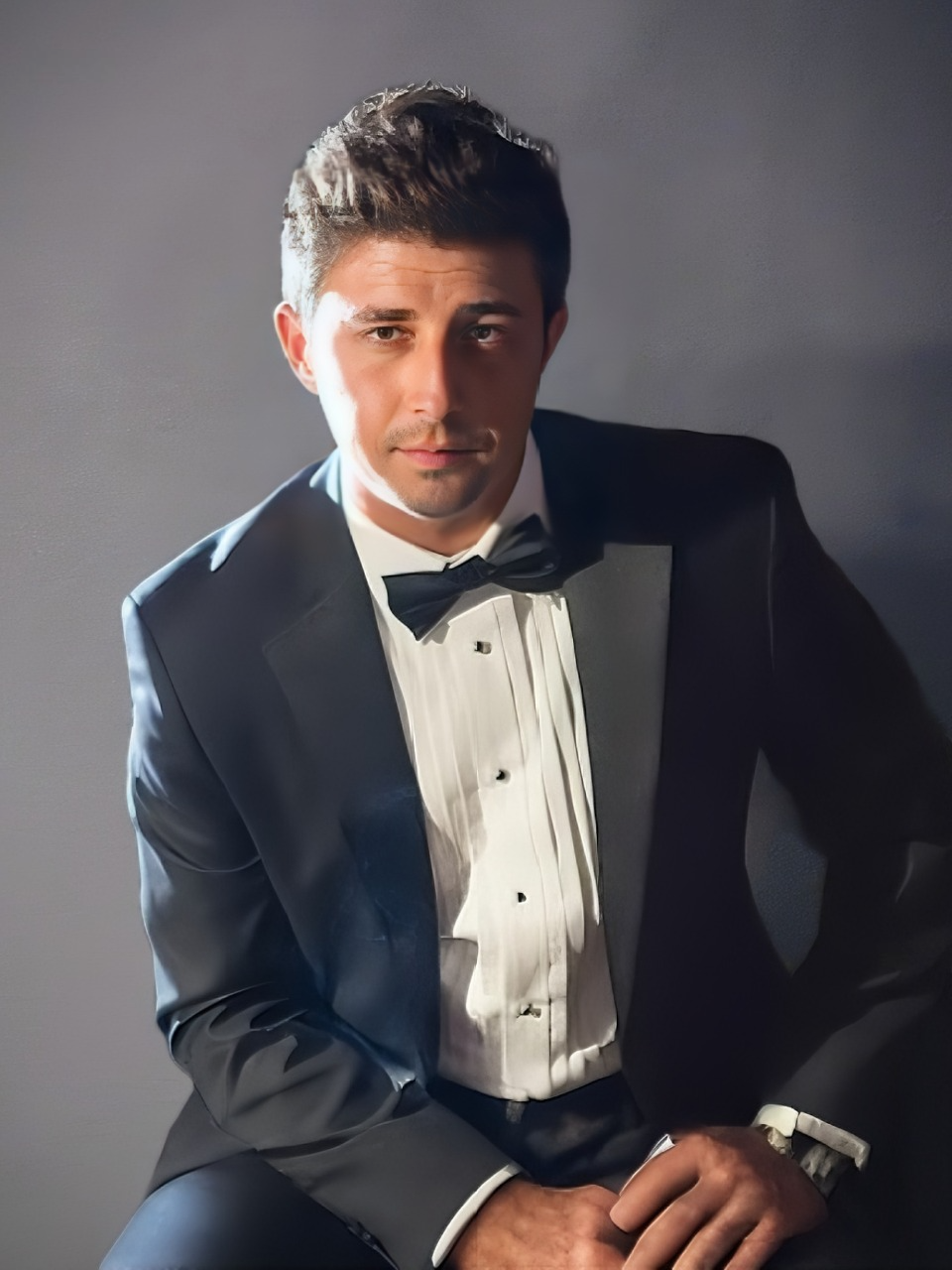 Kurtis Headshot 1 Edited.png