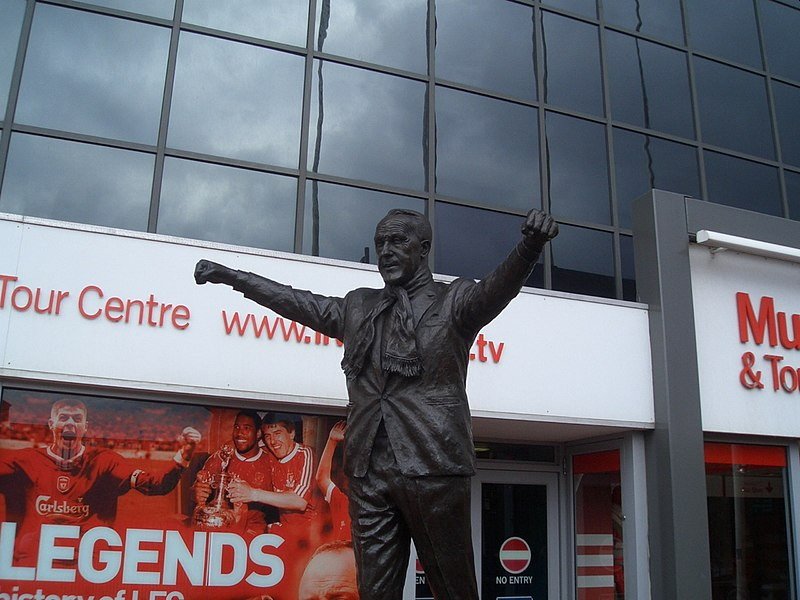 bill-shankley-statue-at-anfield-kop.jpg