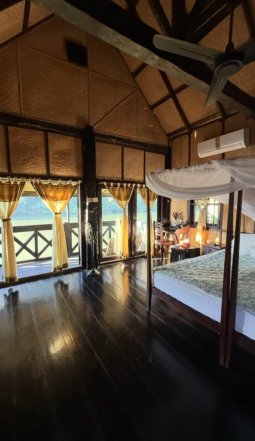 ellwood motorcycles laos motorbike tour